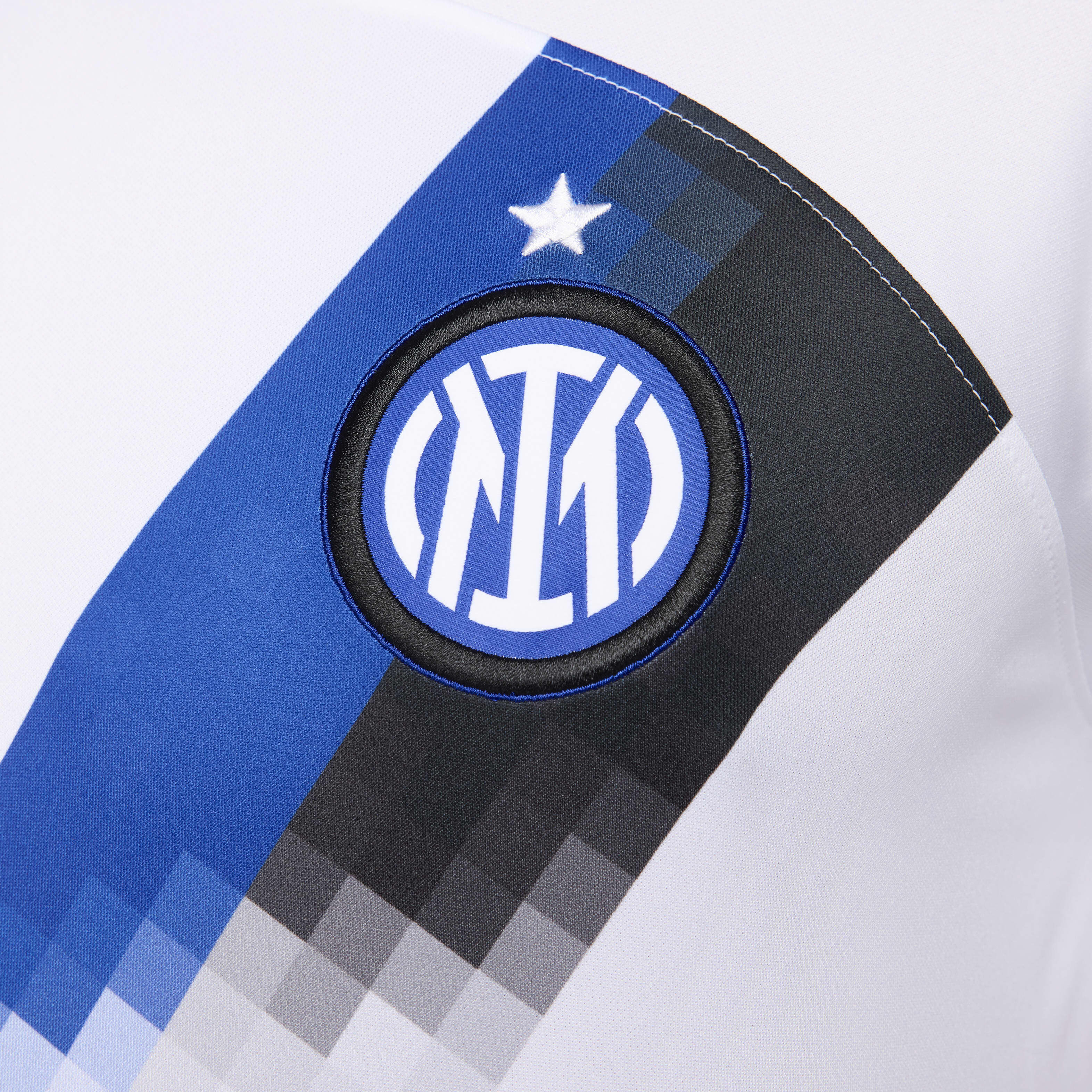 Inter Milan 2023/24 Stadium Away image number 3
