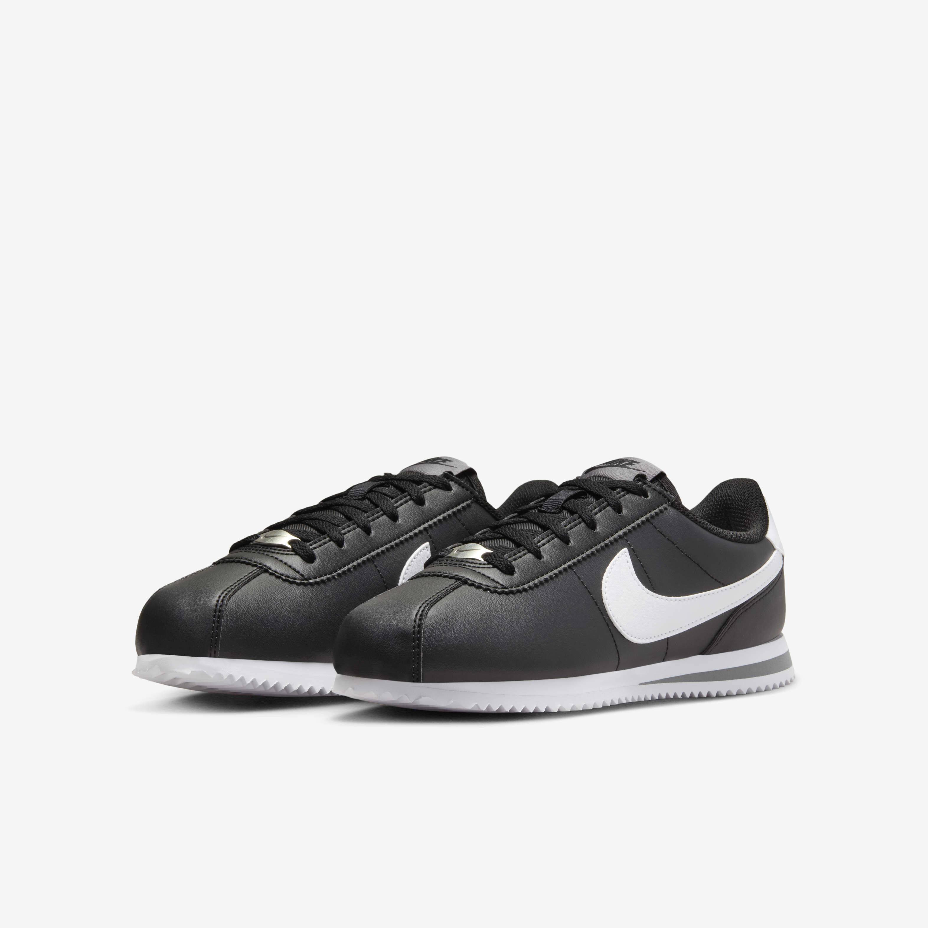 Nike Cortez image number 4