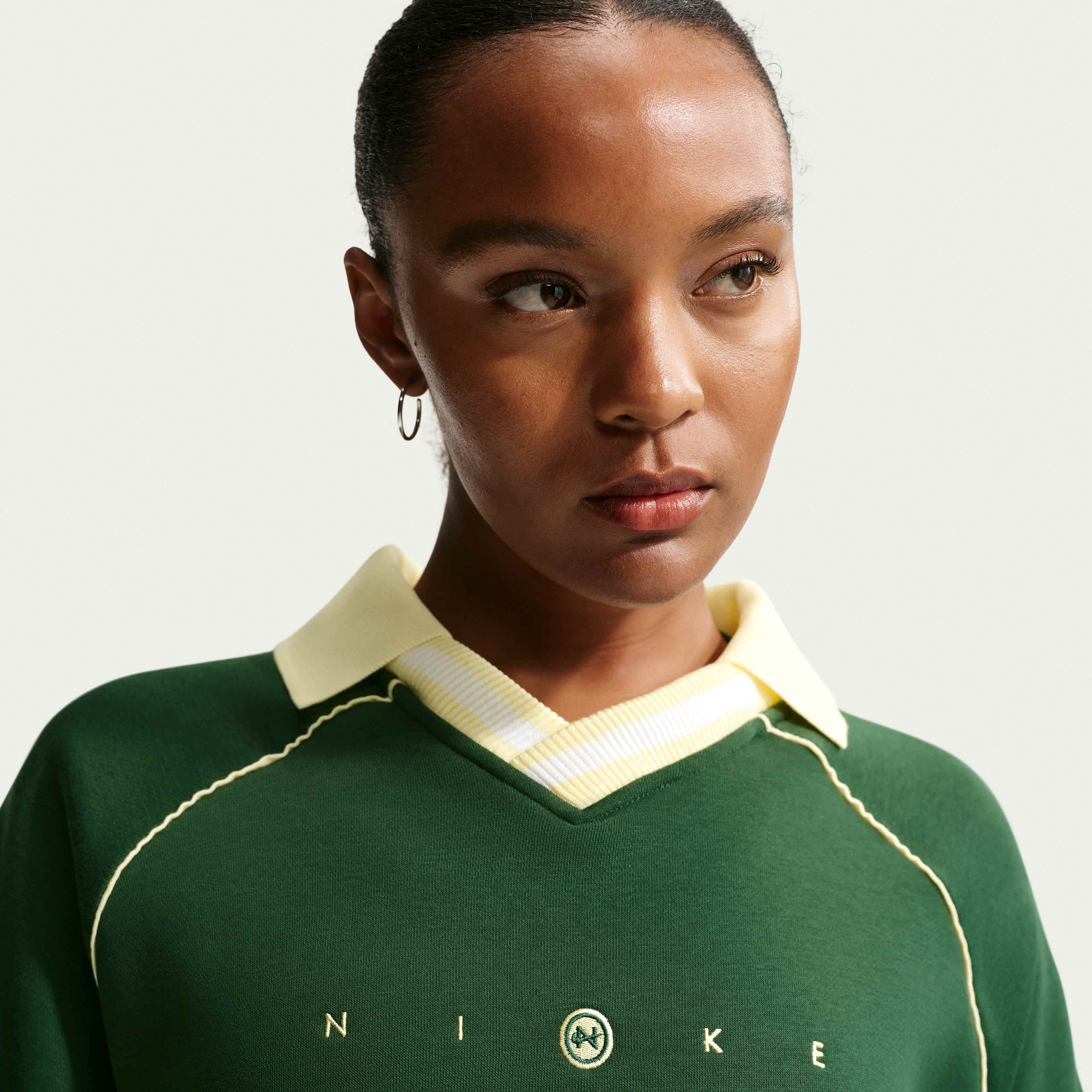 نايكي سبورتسوير فينيكس فليس image number 2