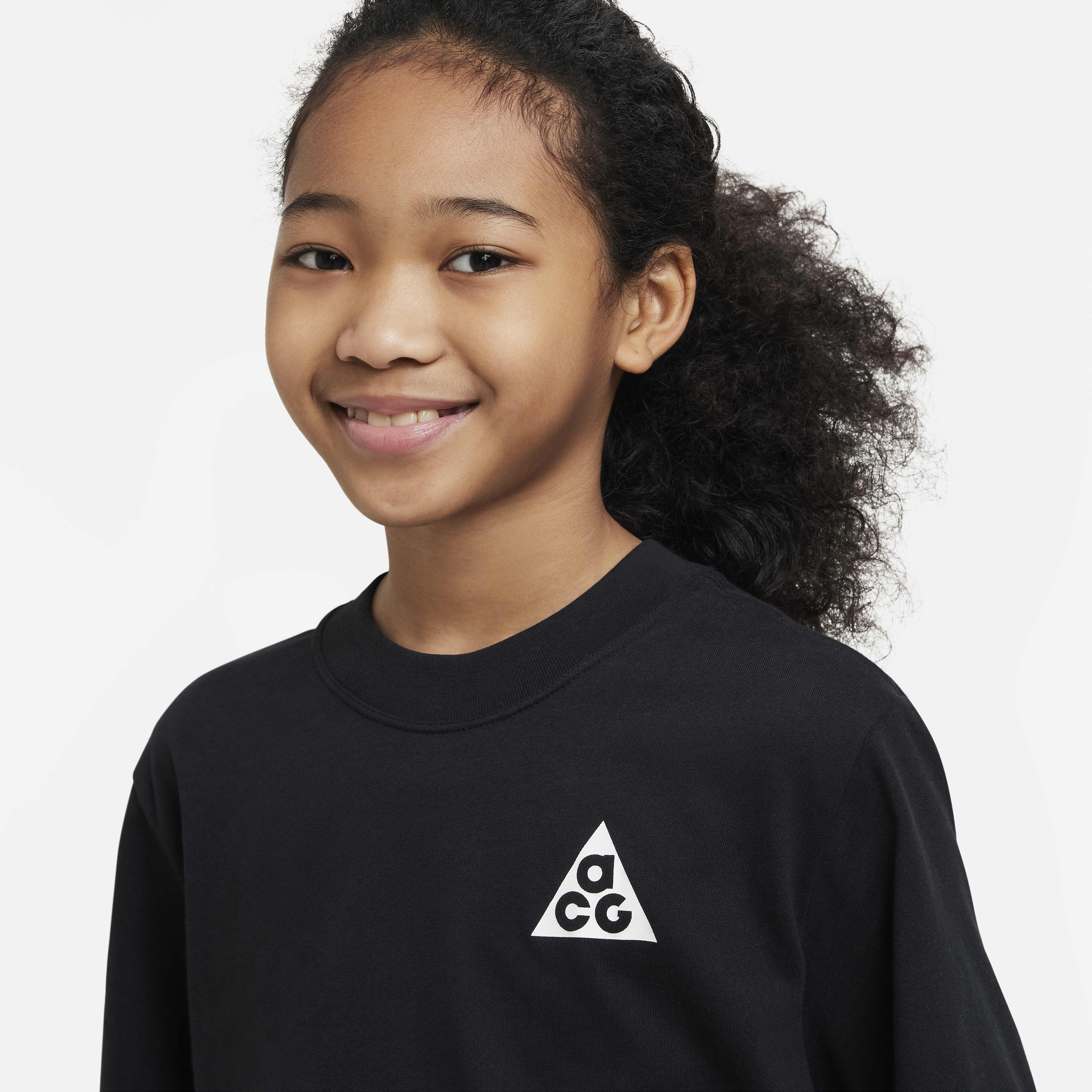 Nike ACG image number 2