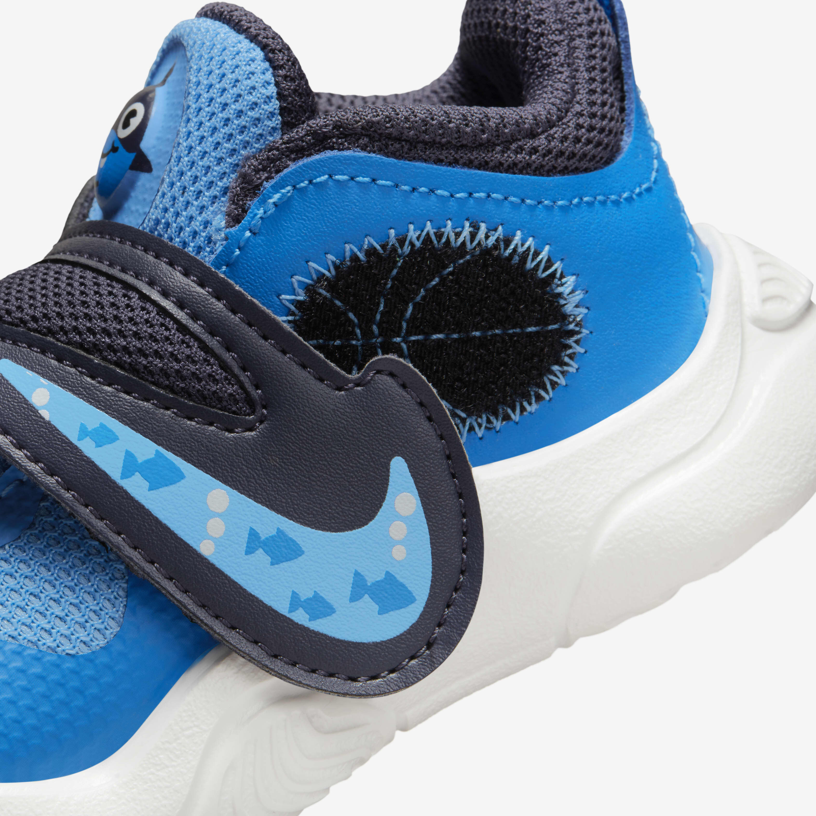 نايكي تيم هاسل دي 11 Lil image number 8