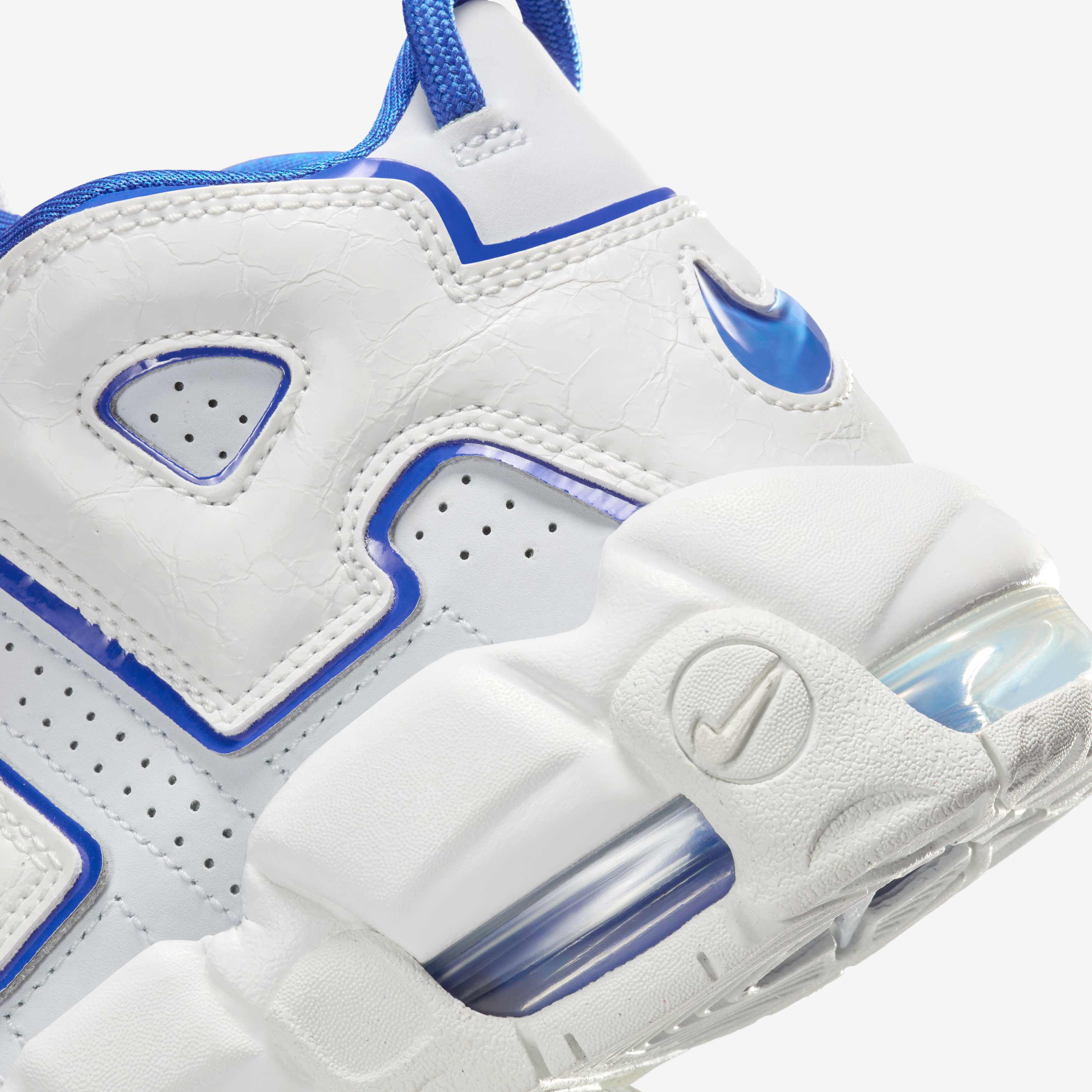 نايكي اير مور ابتمبو image number 7