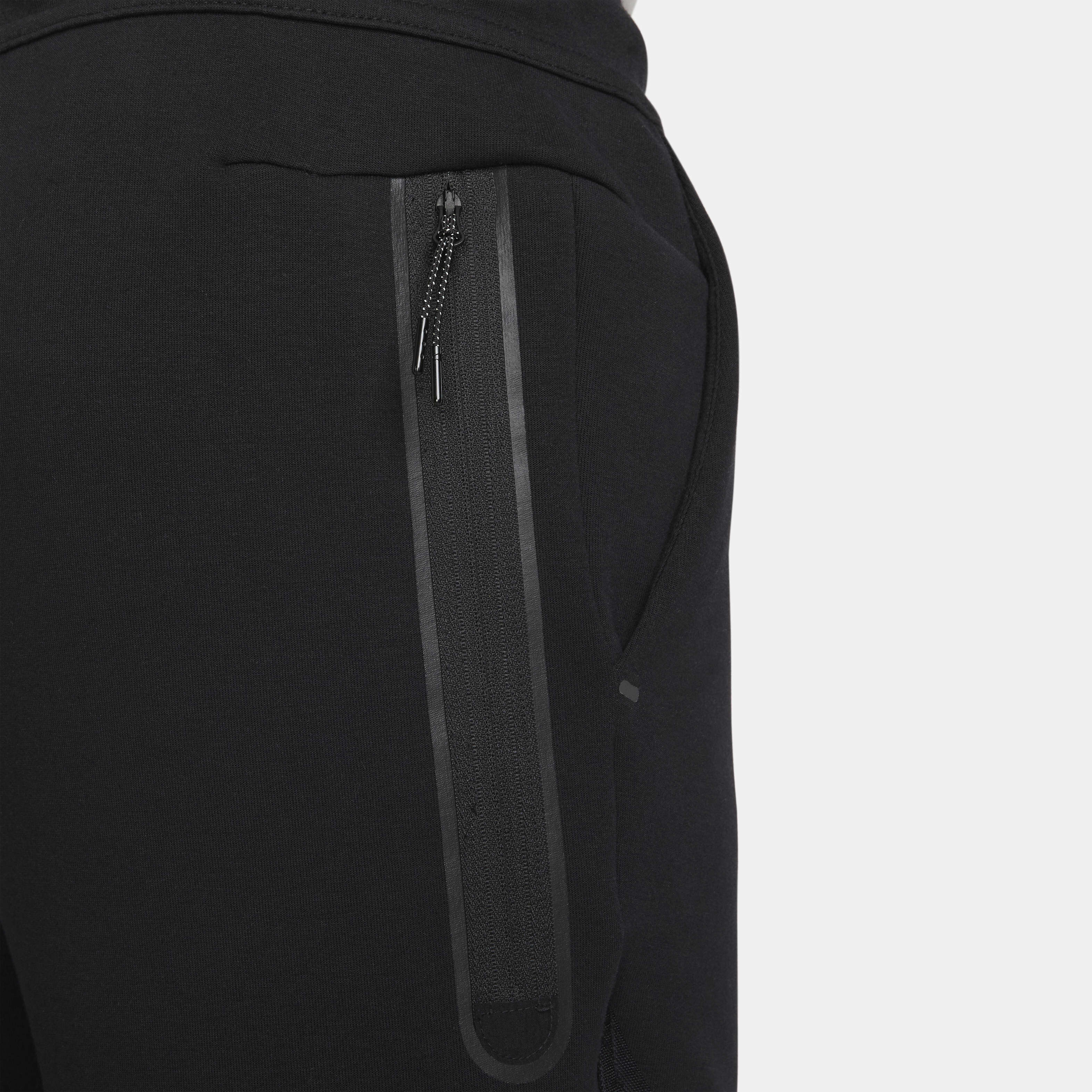 Nike Sportswear Tech Fleece image number 3