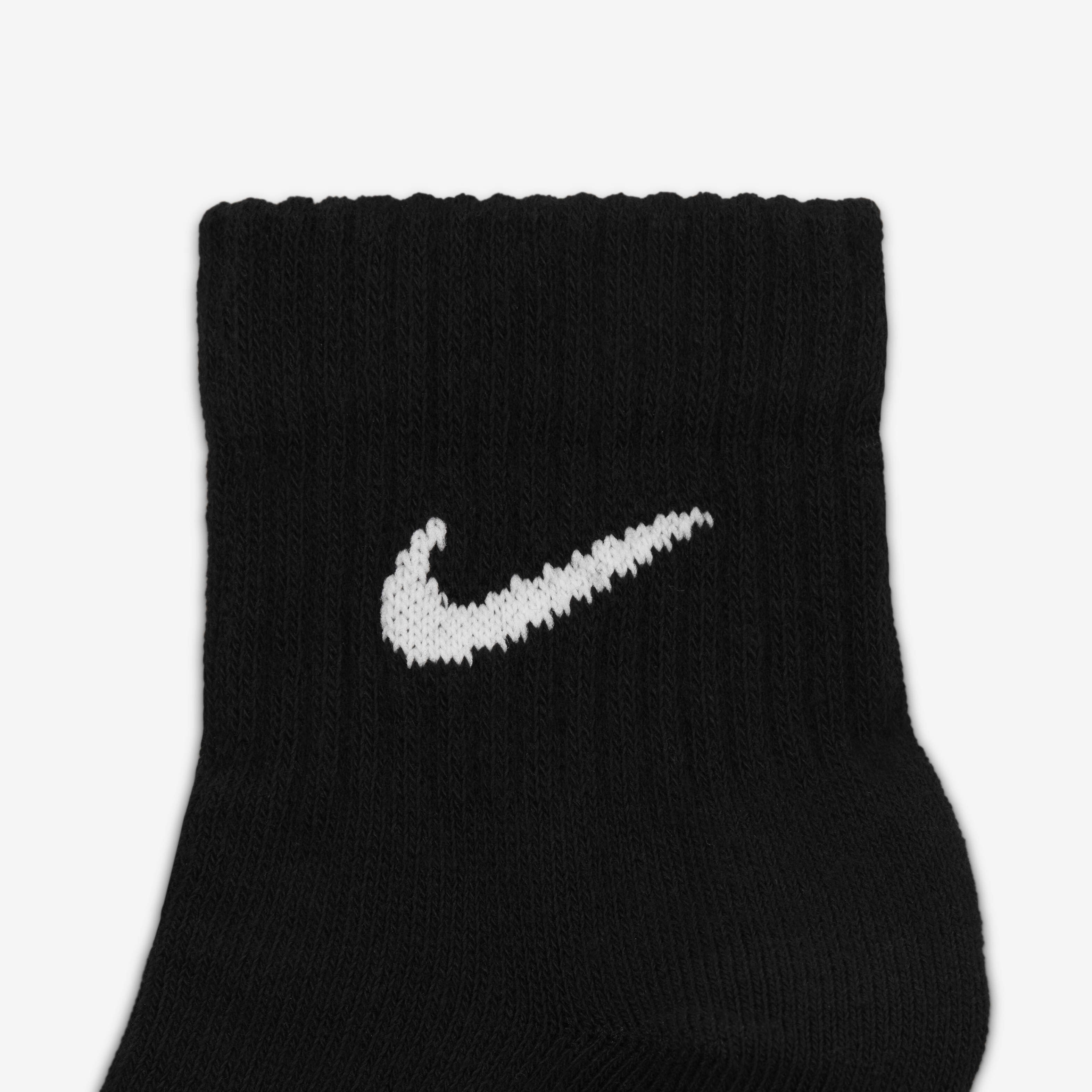Nike lightweight ankle socks clearance