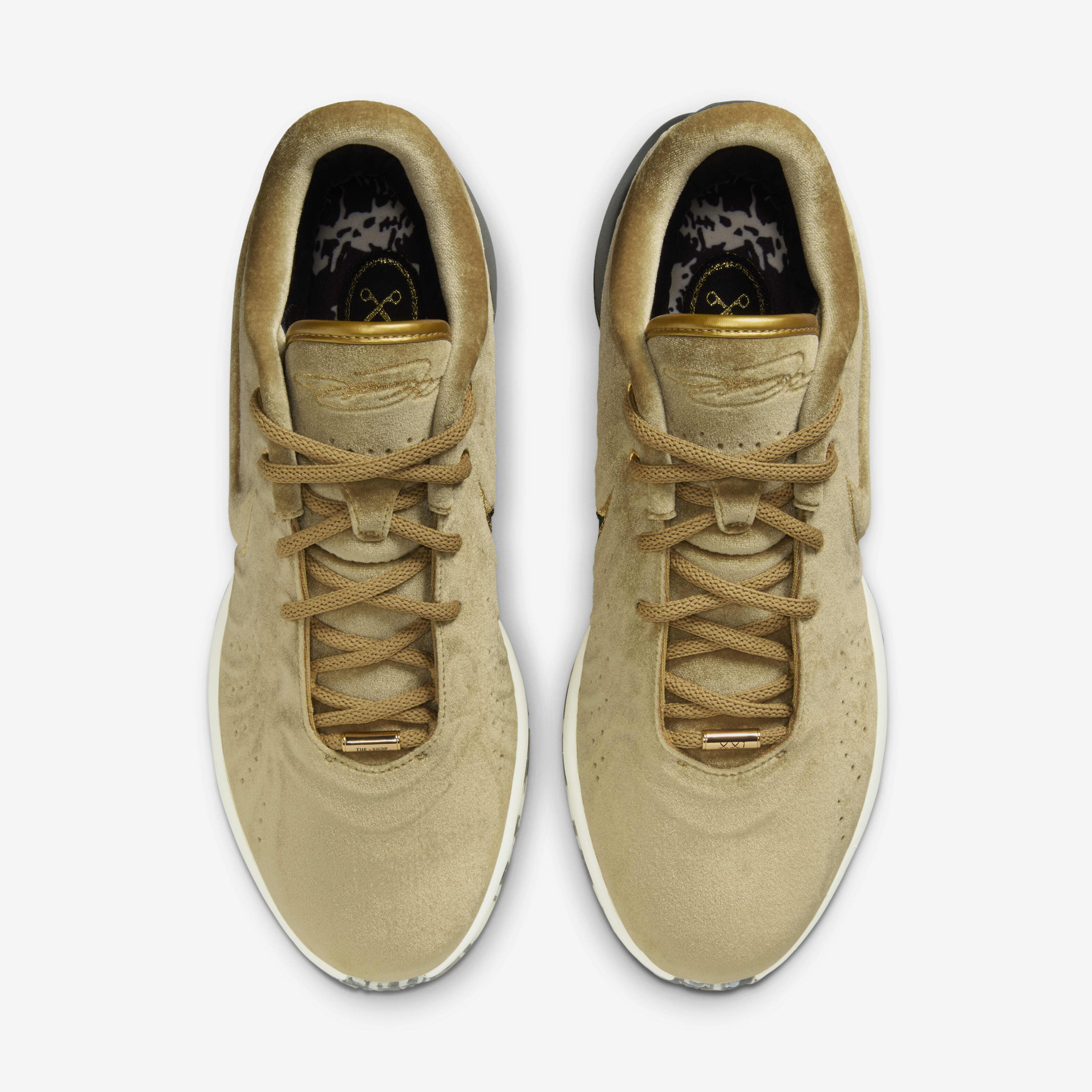 LeBron XXI image number 3