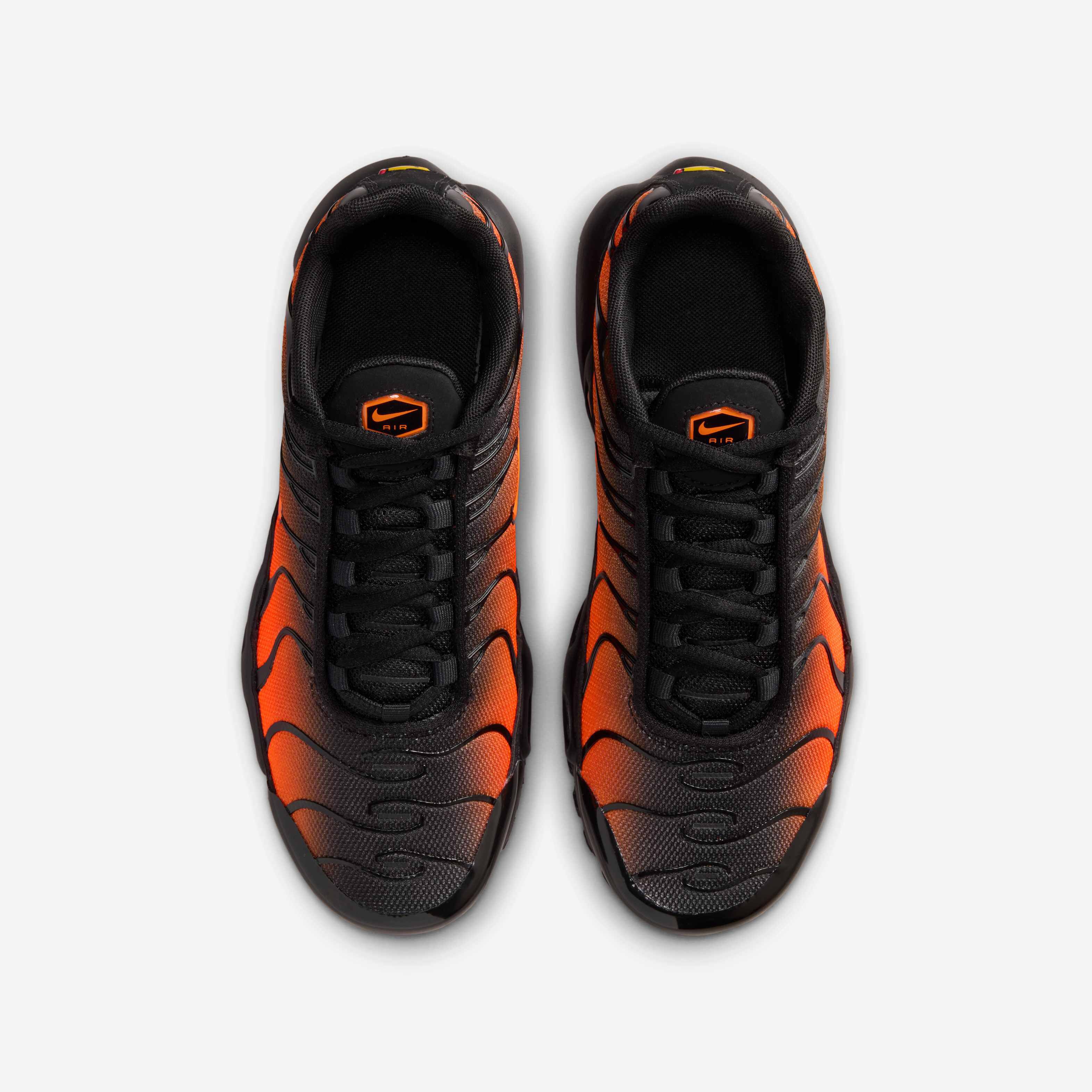 Nike Air Max Plus image number 3