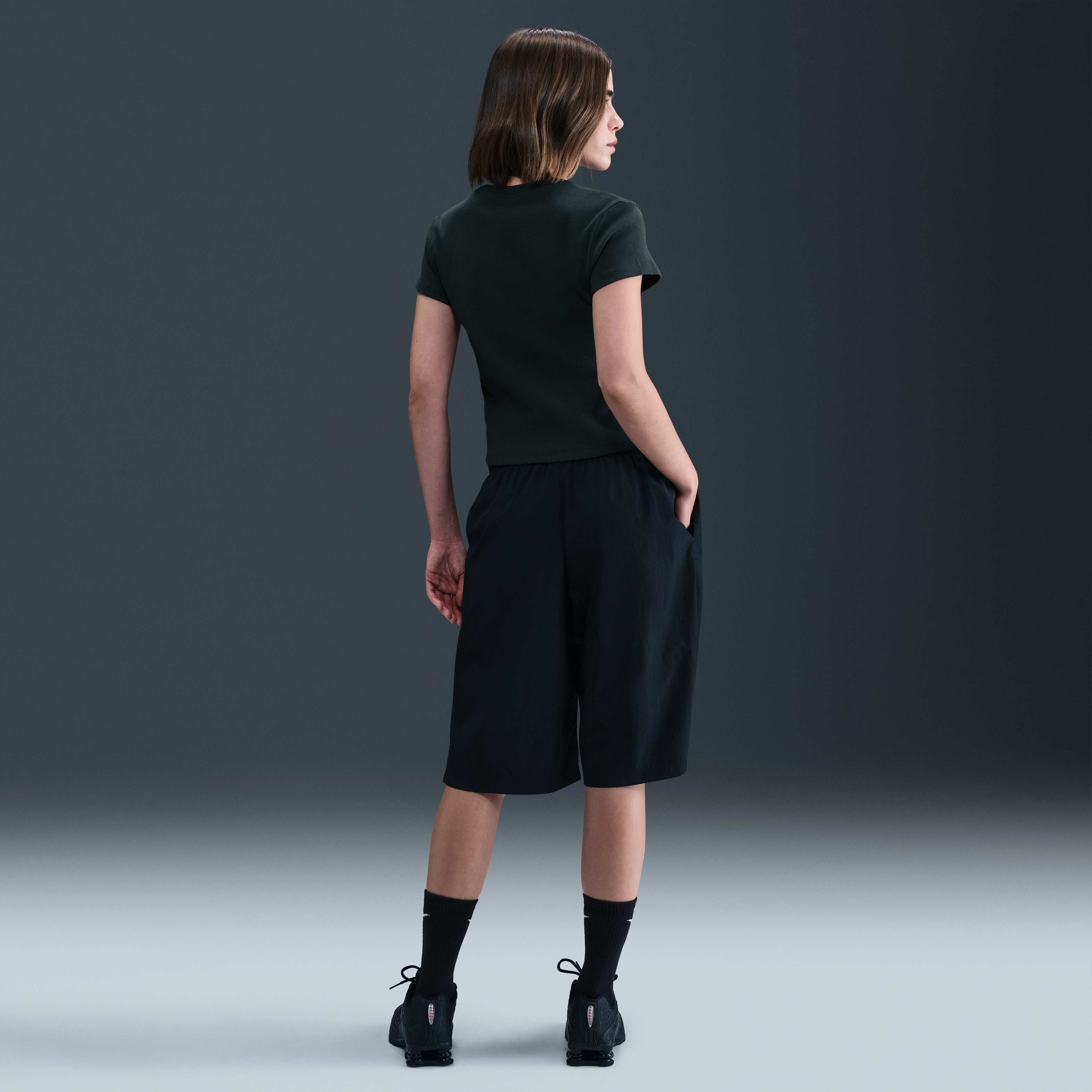 نايكي سبورتسوير image number 4