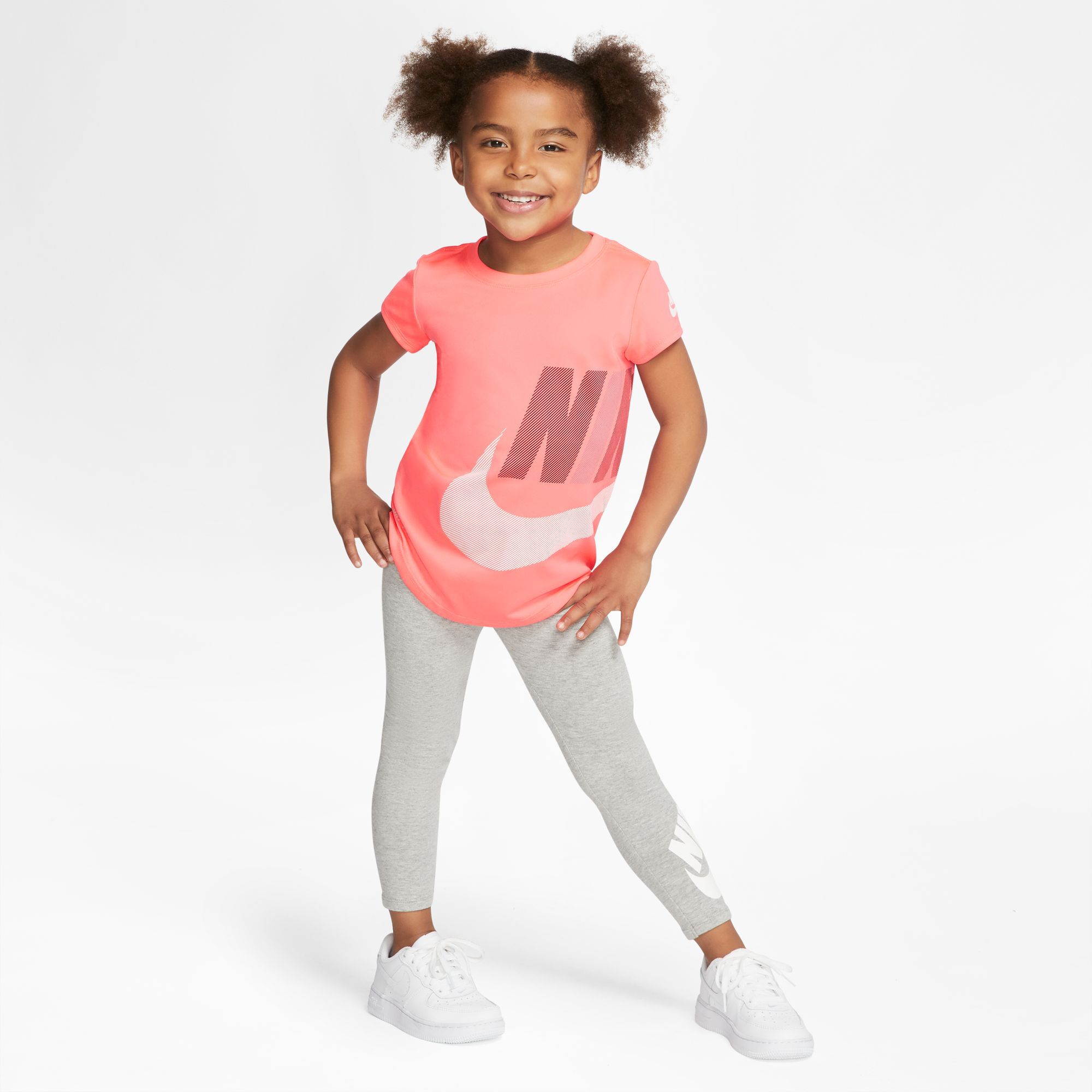 نايكي سبورتسوير image number 2