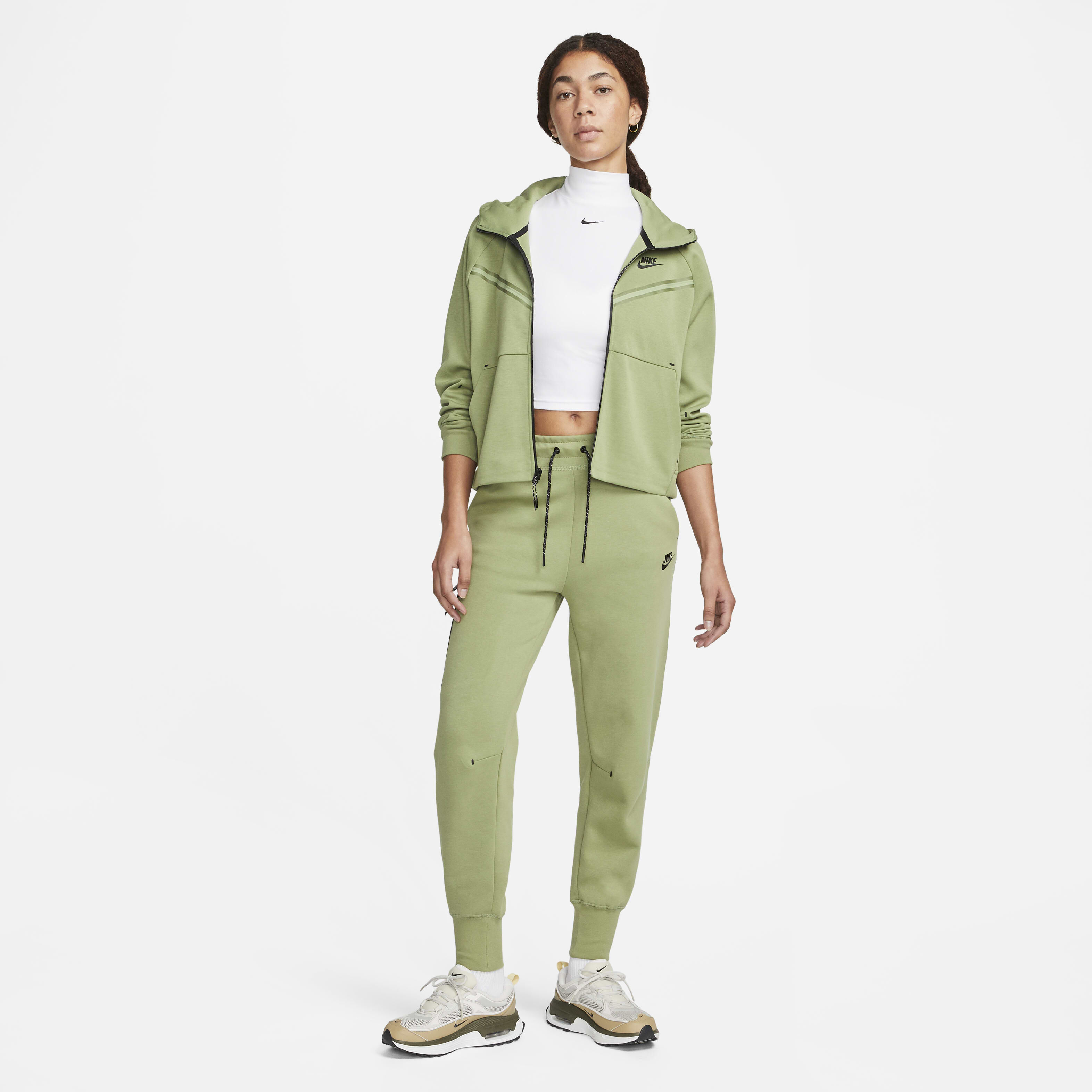 نايكي سبورتسوير تك فليس image number 5