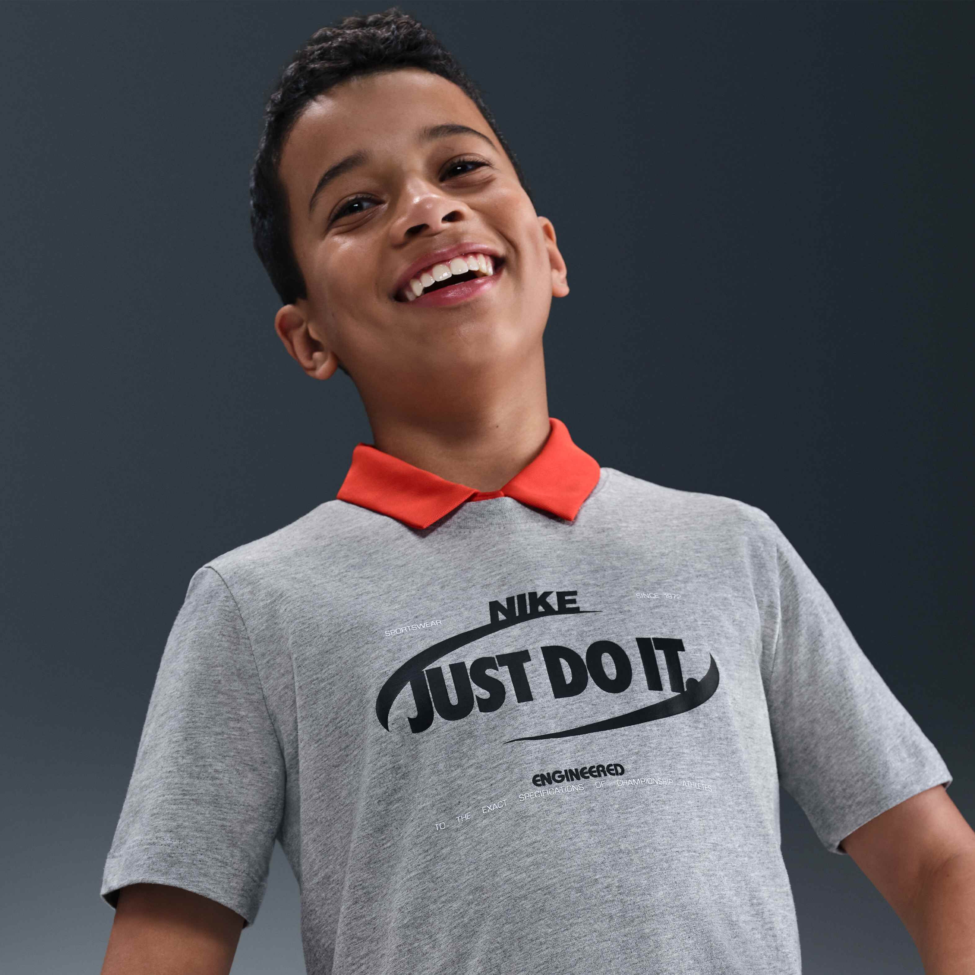 Nike Sportswear image number 2