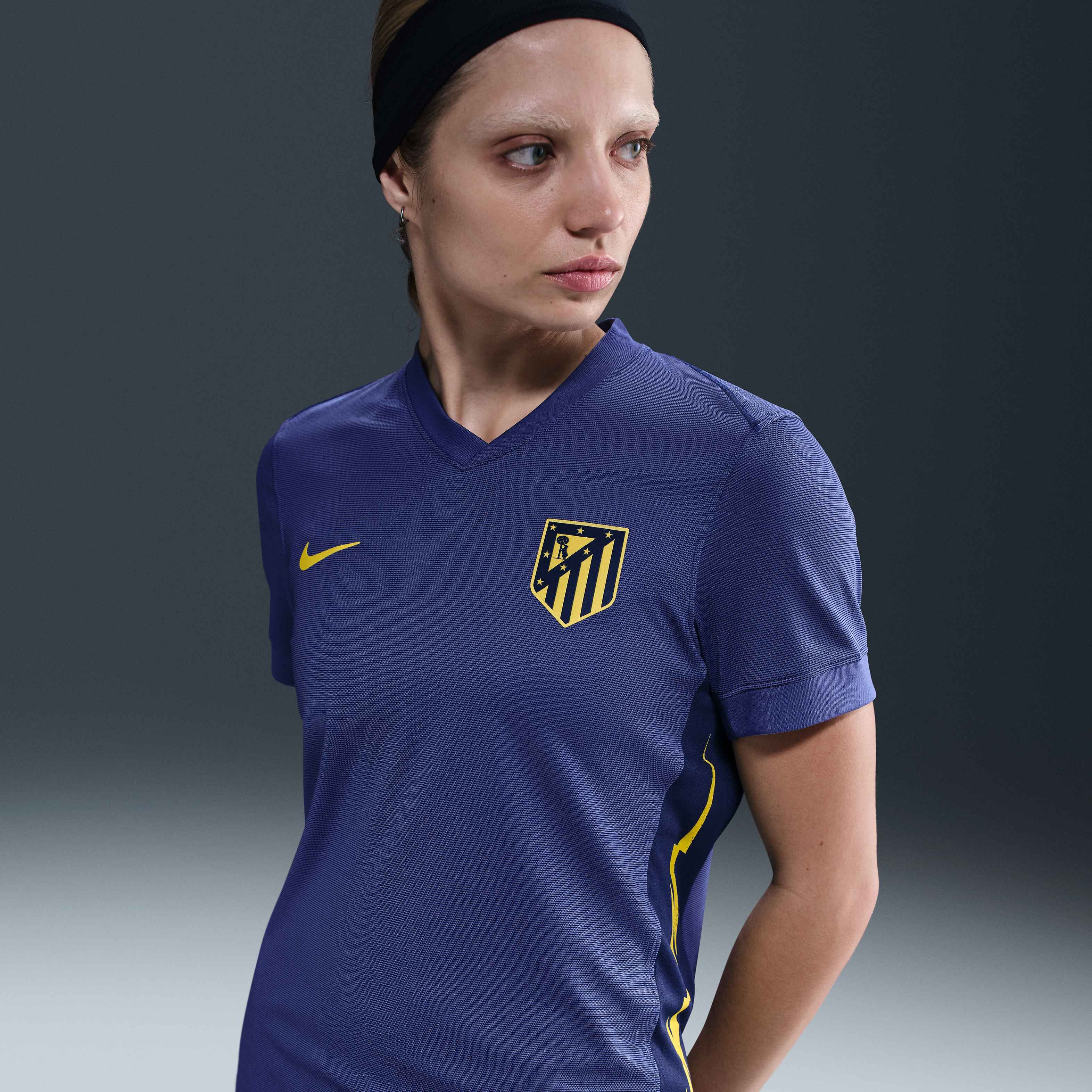 Atl&eacute;tico Madrid 2025/26 Stadium Away image number 0