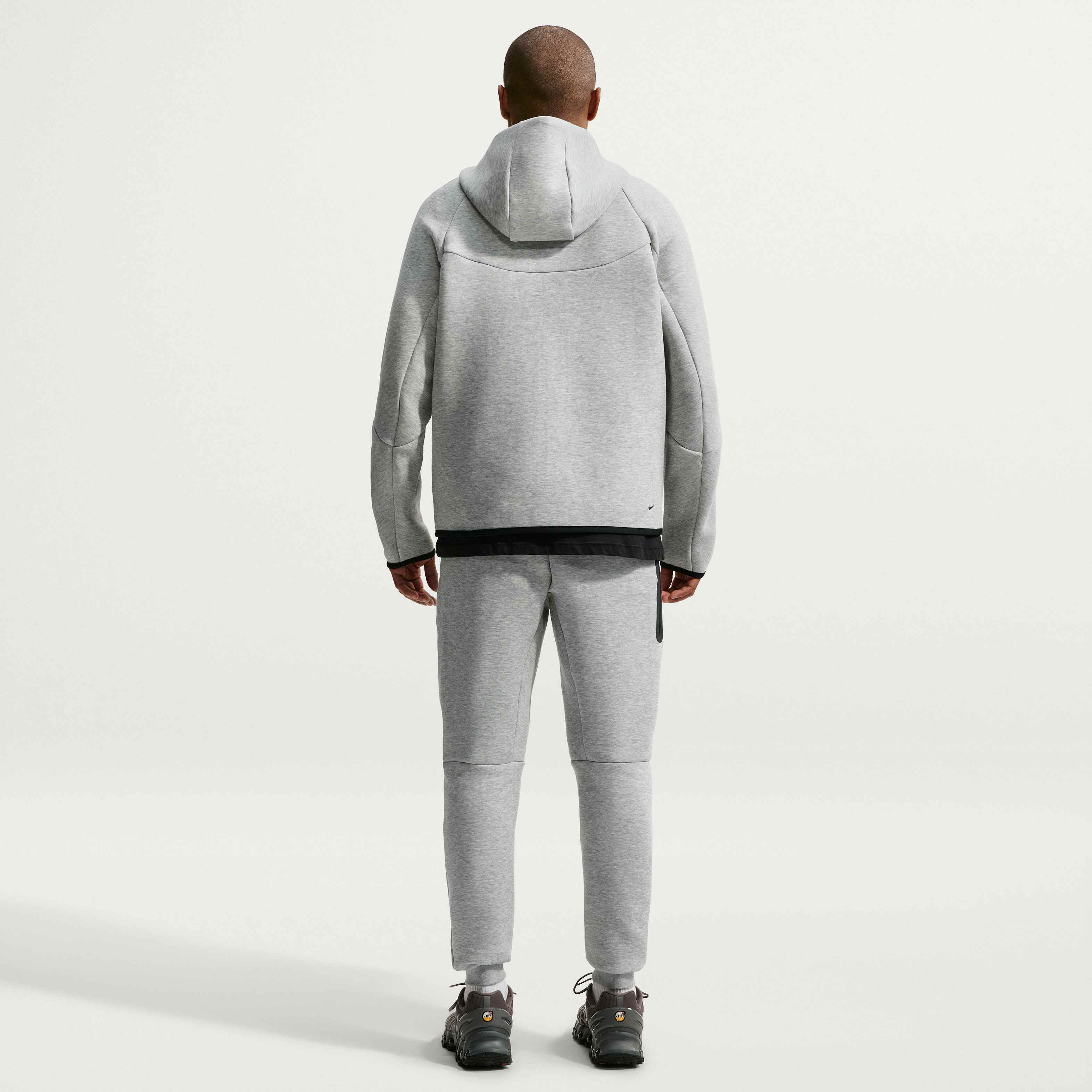 Nike Tech image number 4