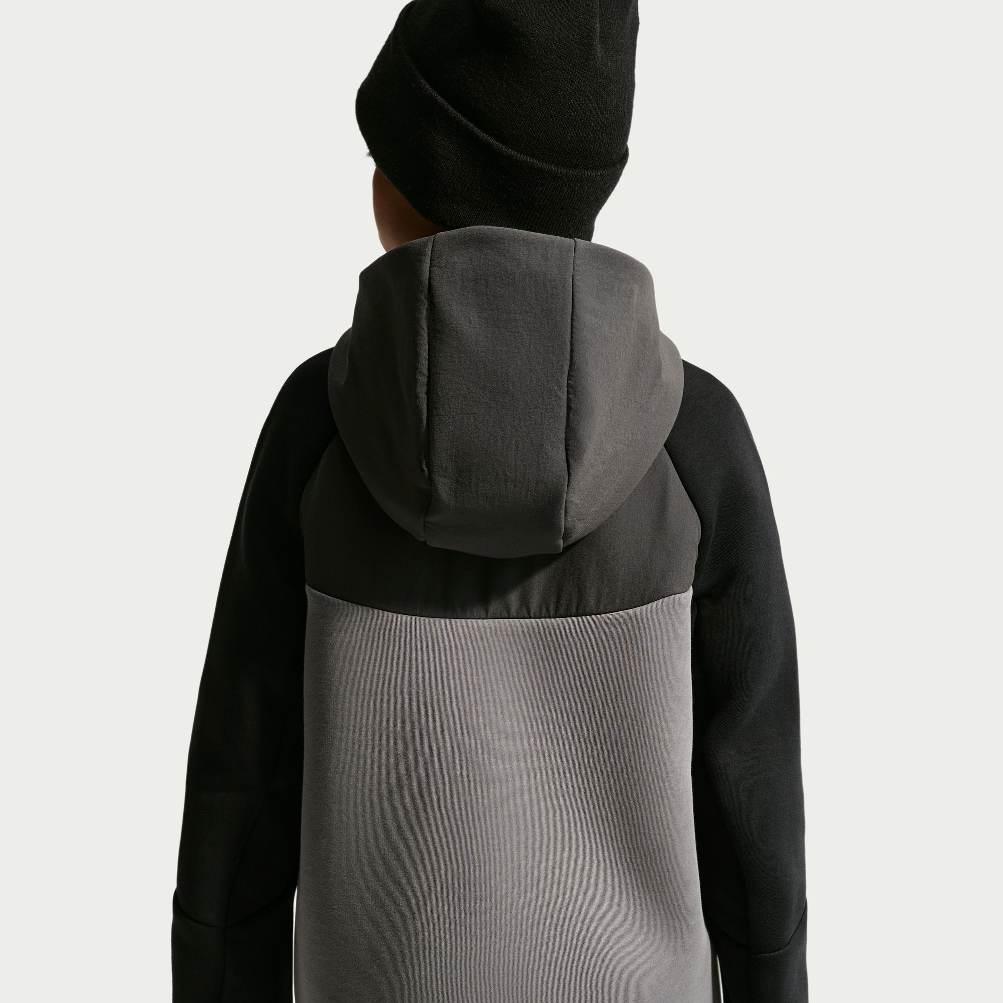 Nike Sportswear Tech Fleece image number 3