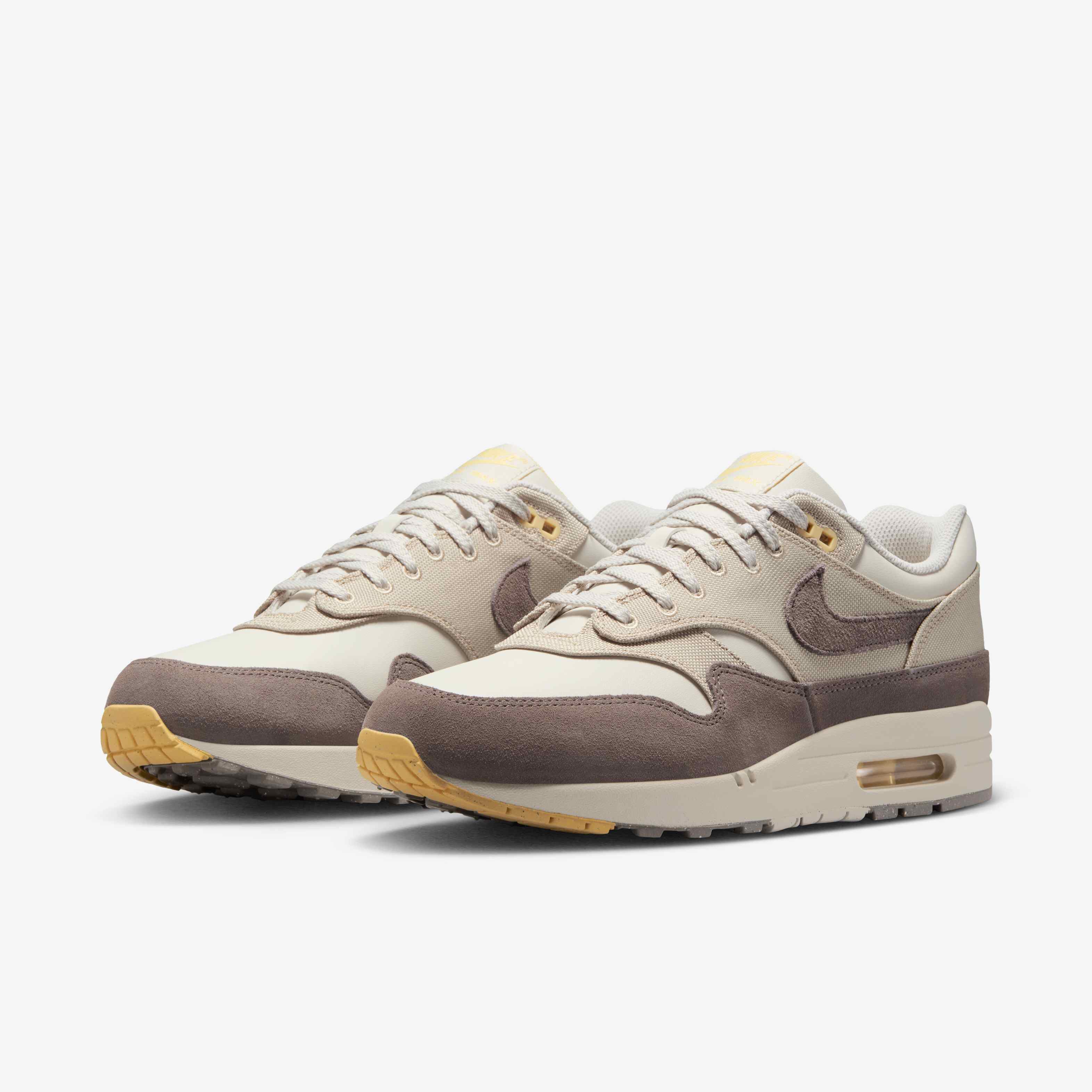 Nike Air Max 1 Premium image number 4