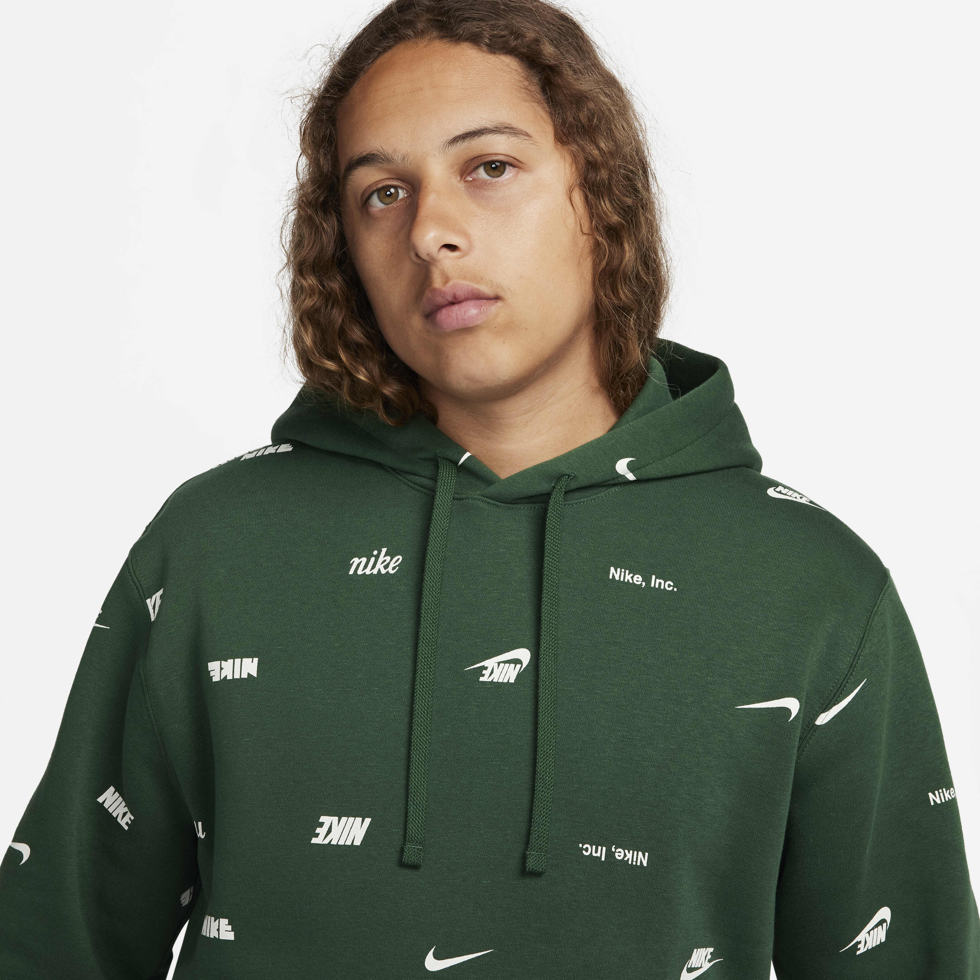 Nike Club Fleece image number 2