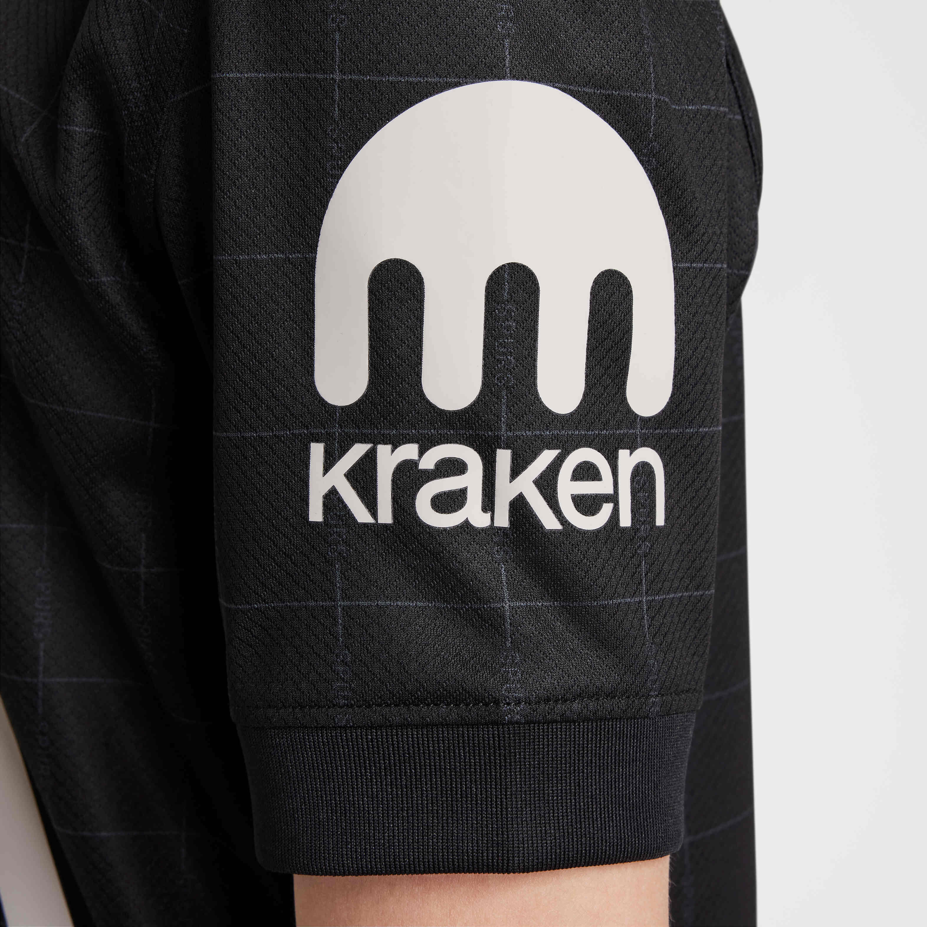 Tottenham Hotspur 2025/26 Stadium Away image number 4