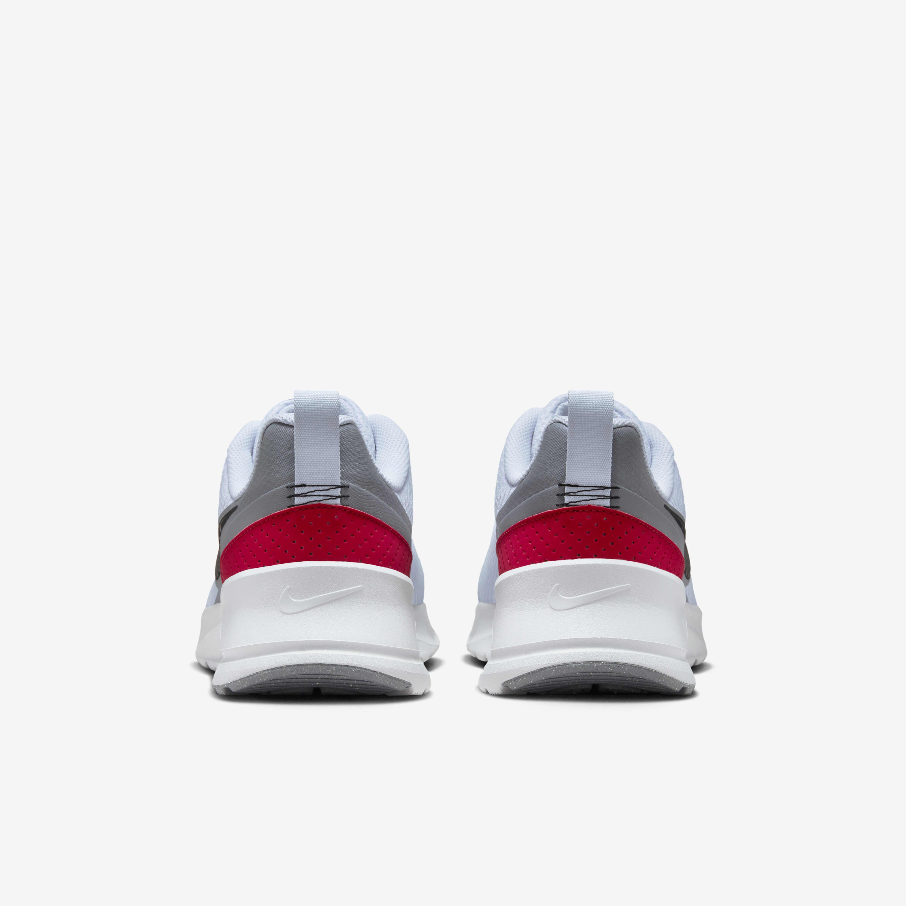 نايكي اير ماكس نواكسيس image number 5