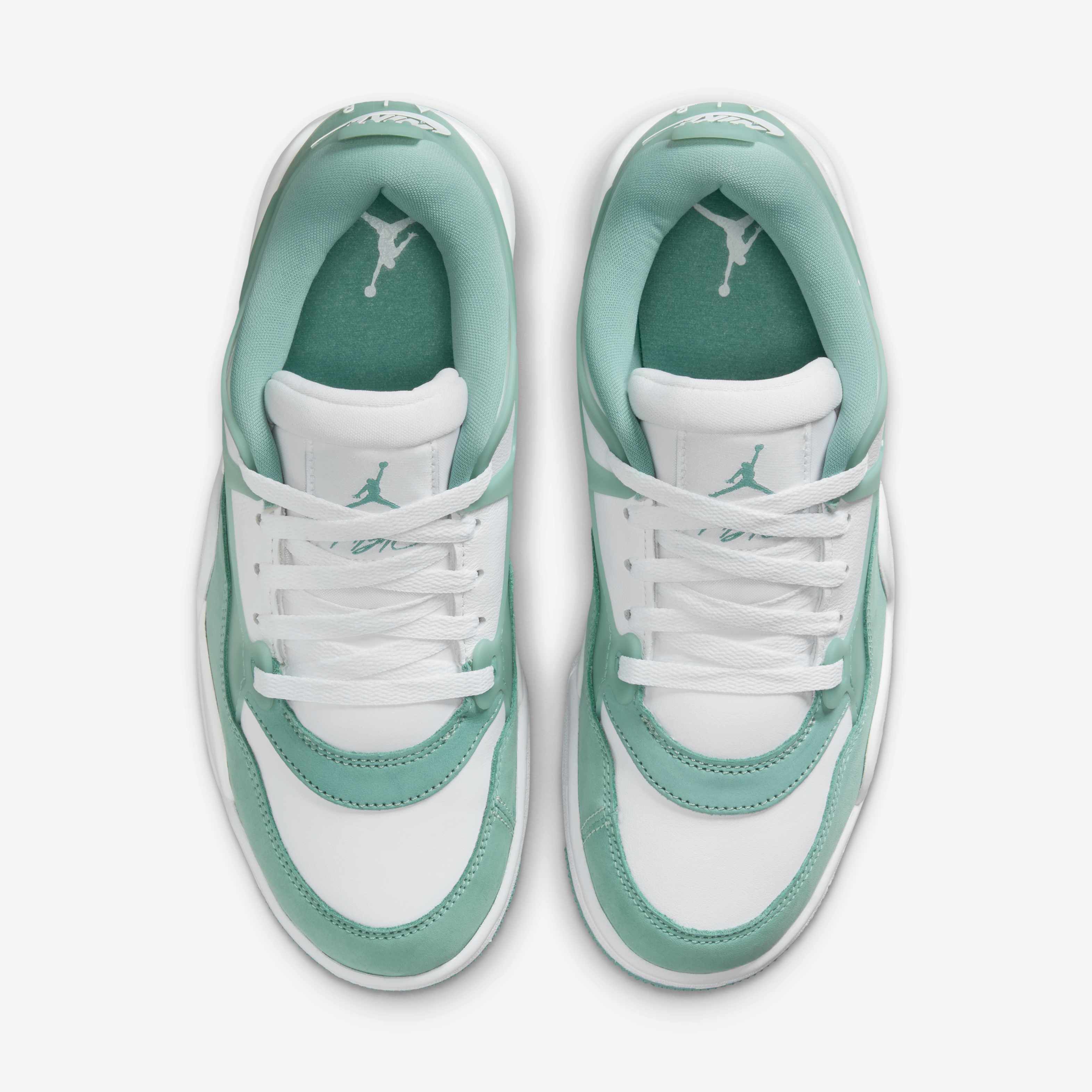 Air Jordan 4 RM image number 3