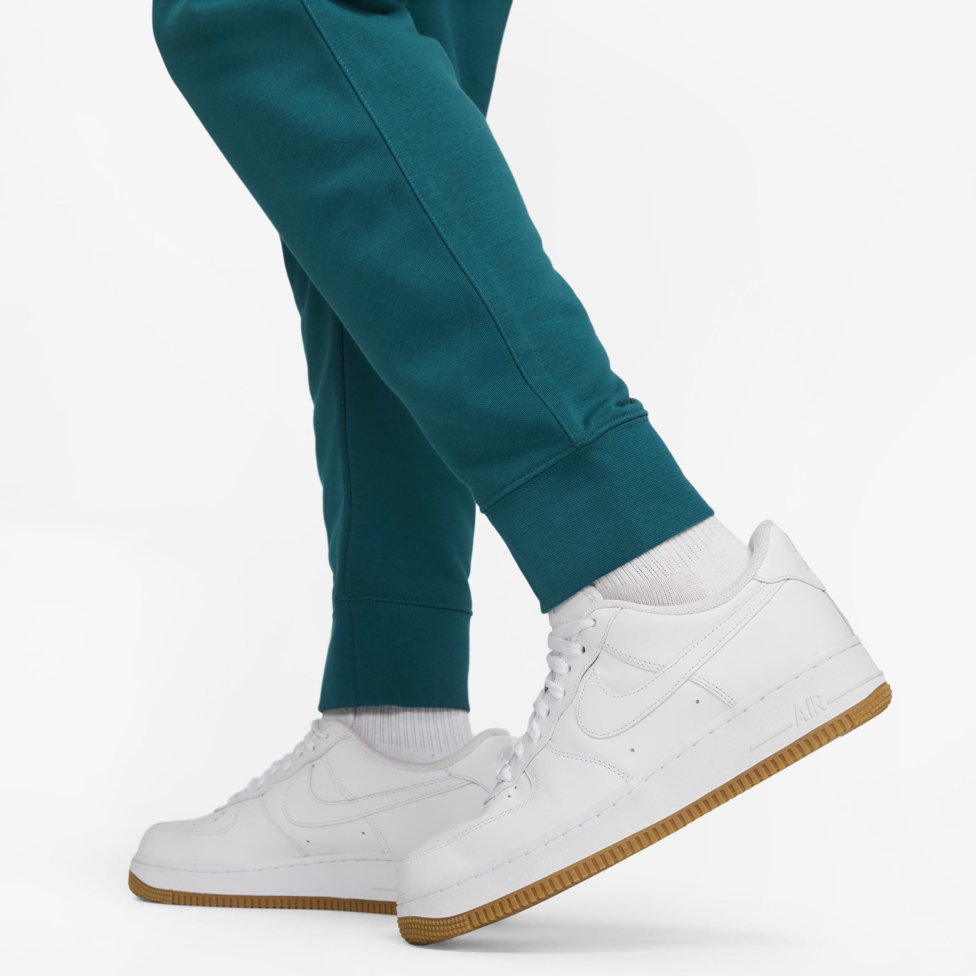 Nike Sportswear Club image number 4