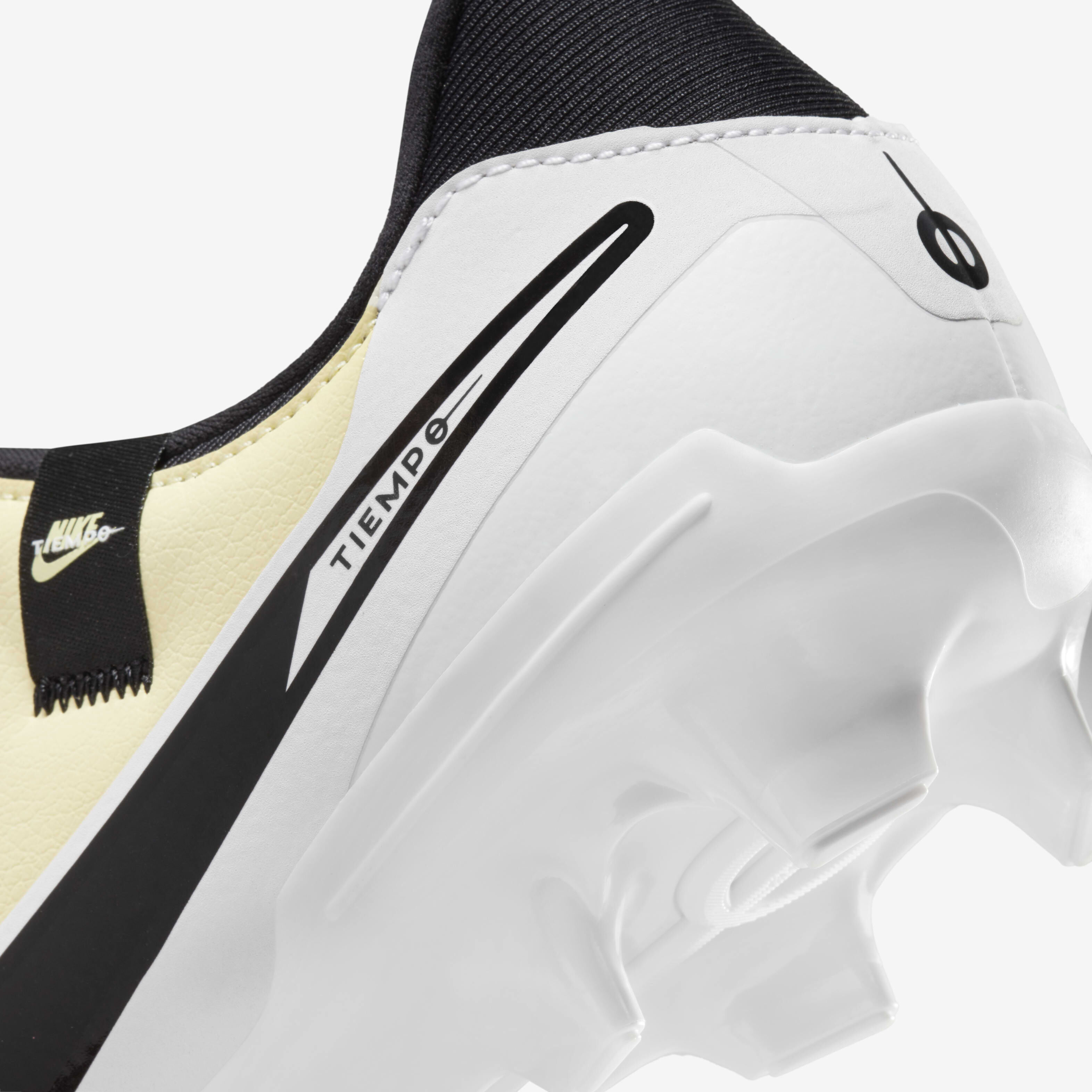 Nike Tiempo Legend 10 Academy image number 8