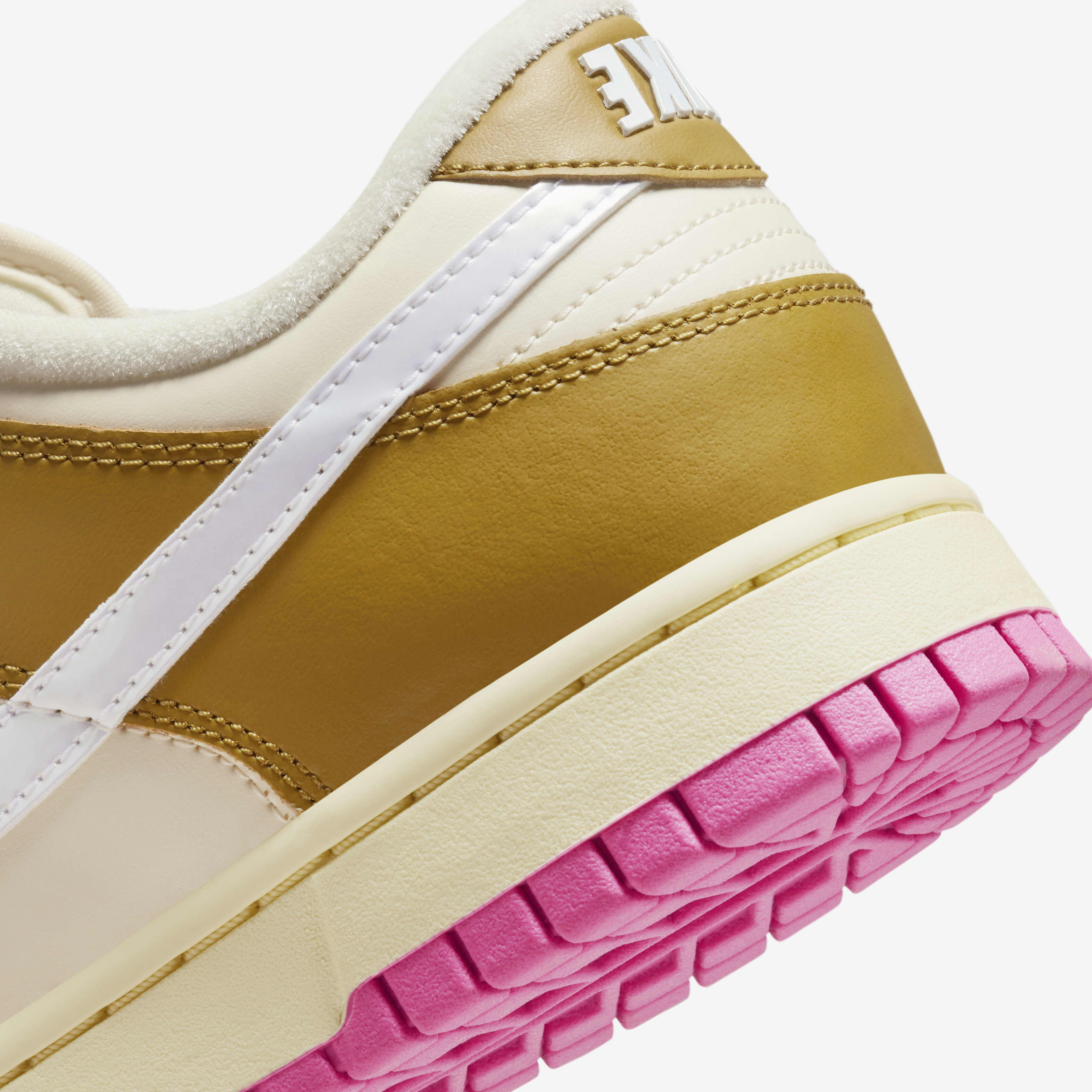 Nike Dunk Low SE image number 8