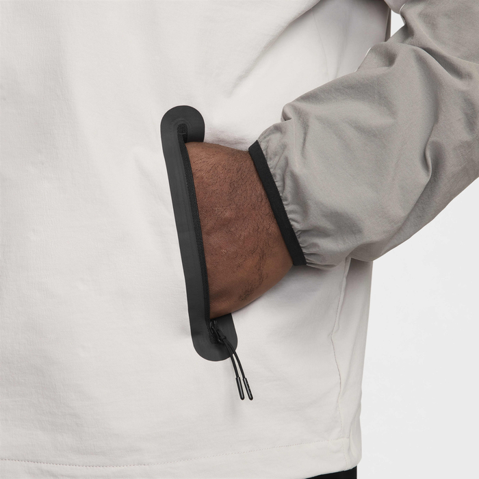 Nike Tech image number 5 Nike Tech image number 5