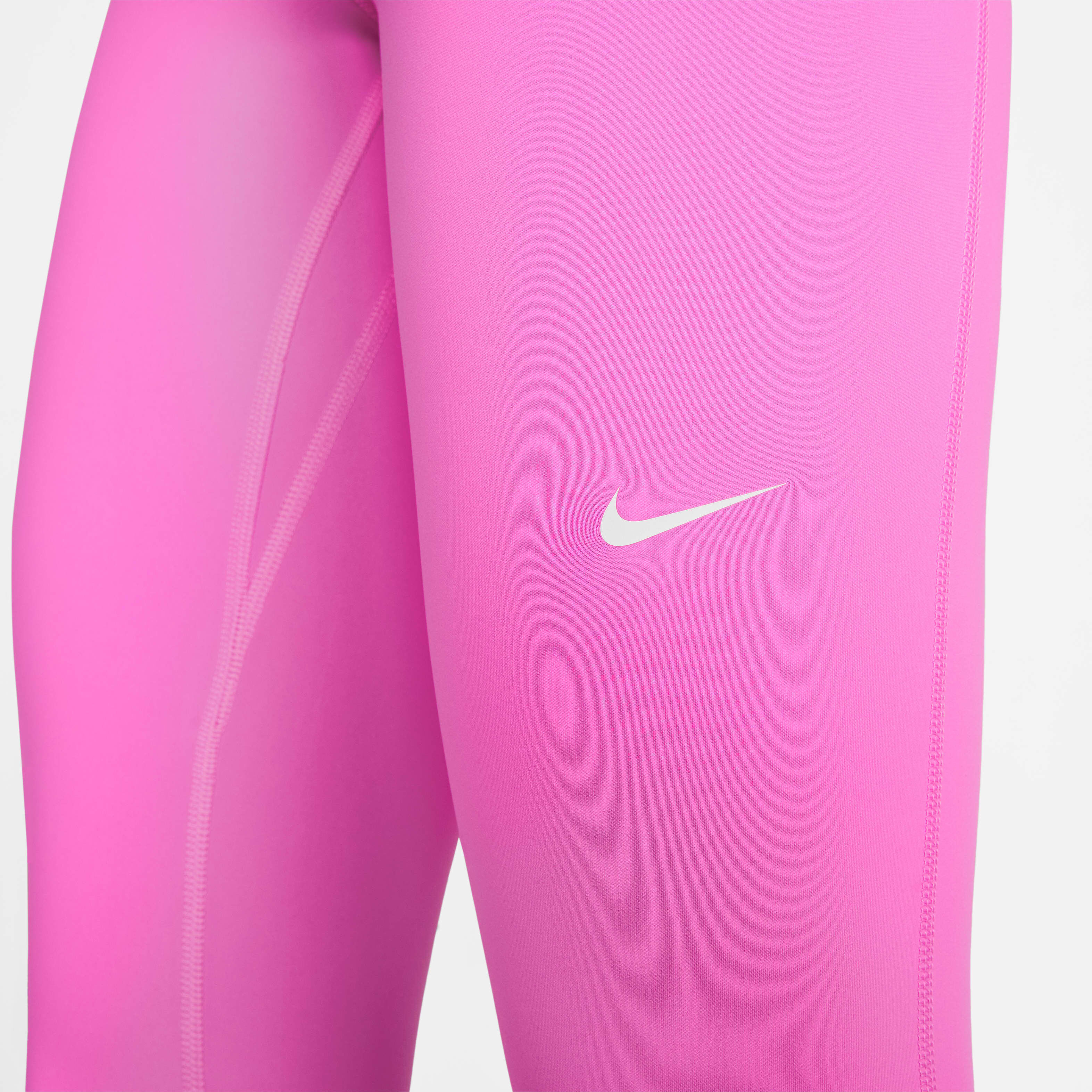 Nike Pro image number 3