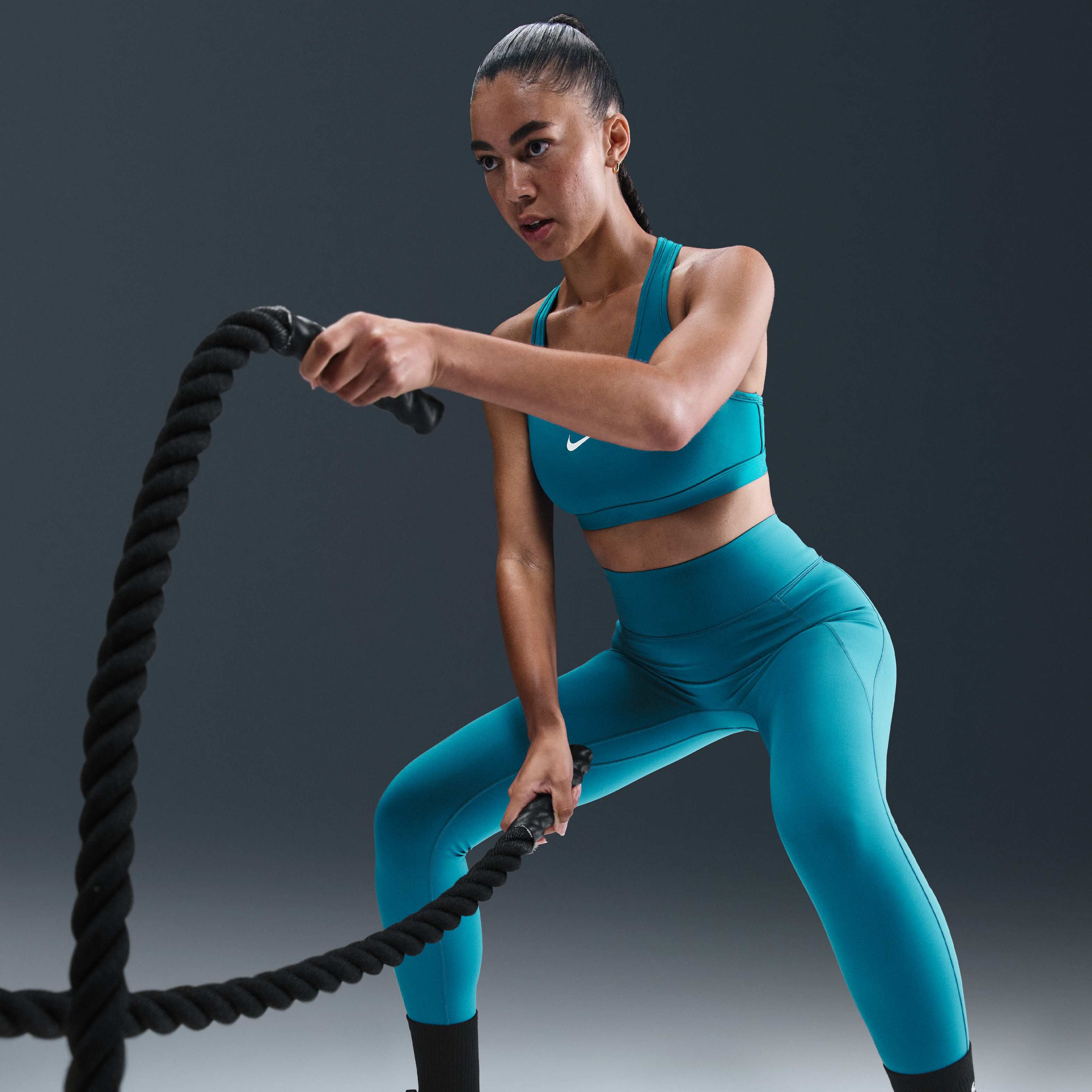 Nike Universa image number 4