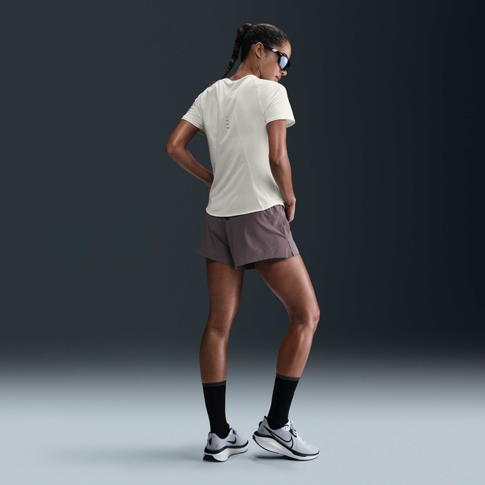 نايكي سويفت image number 4 نايكي سويفت image number 4