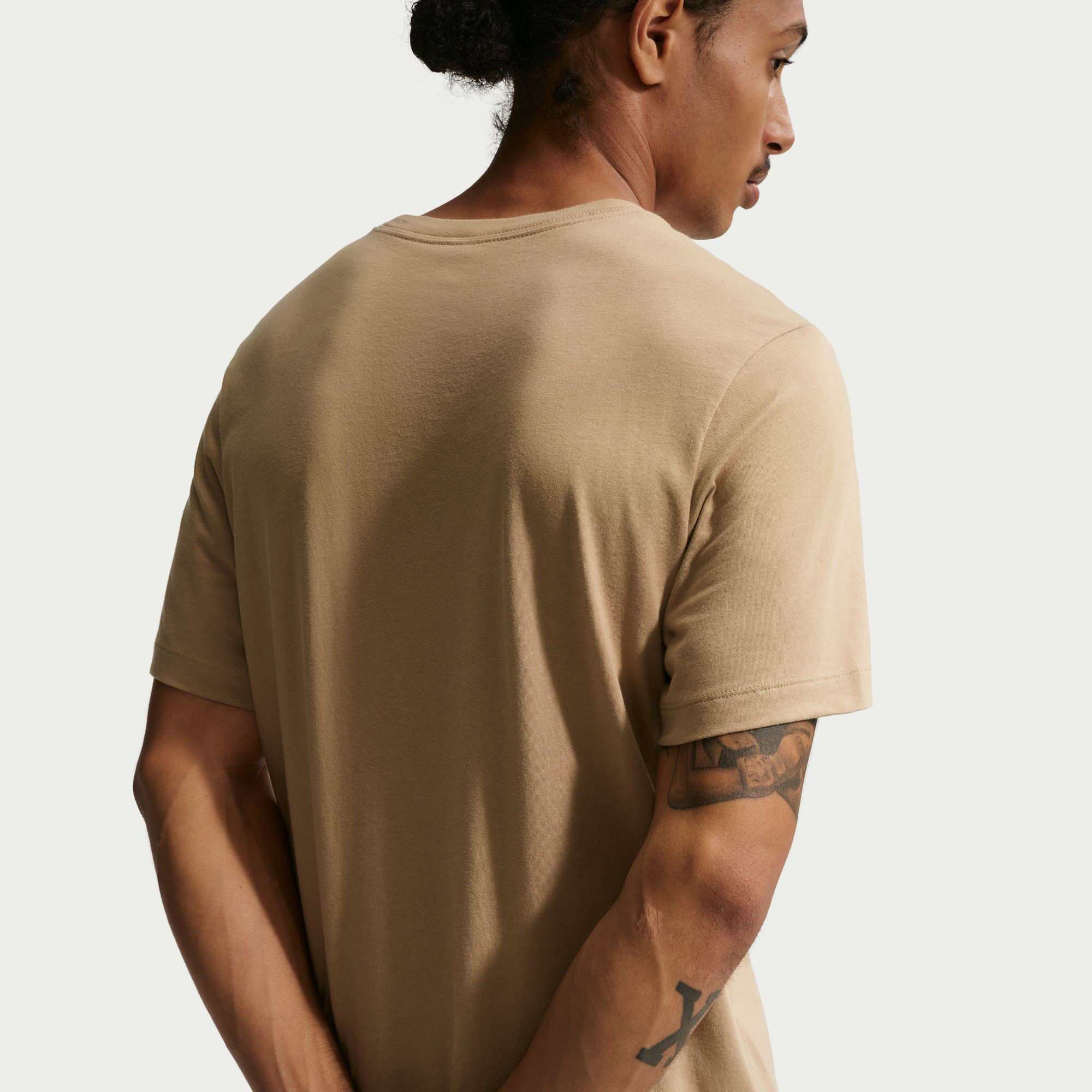 نايكي سبورتسوير image number 3