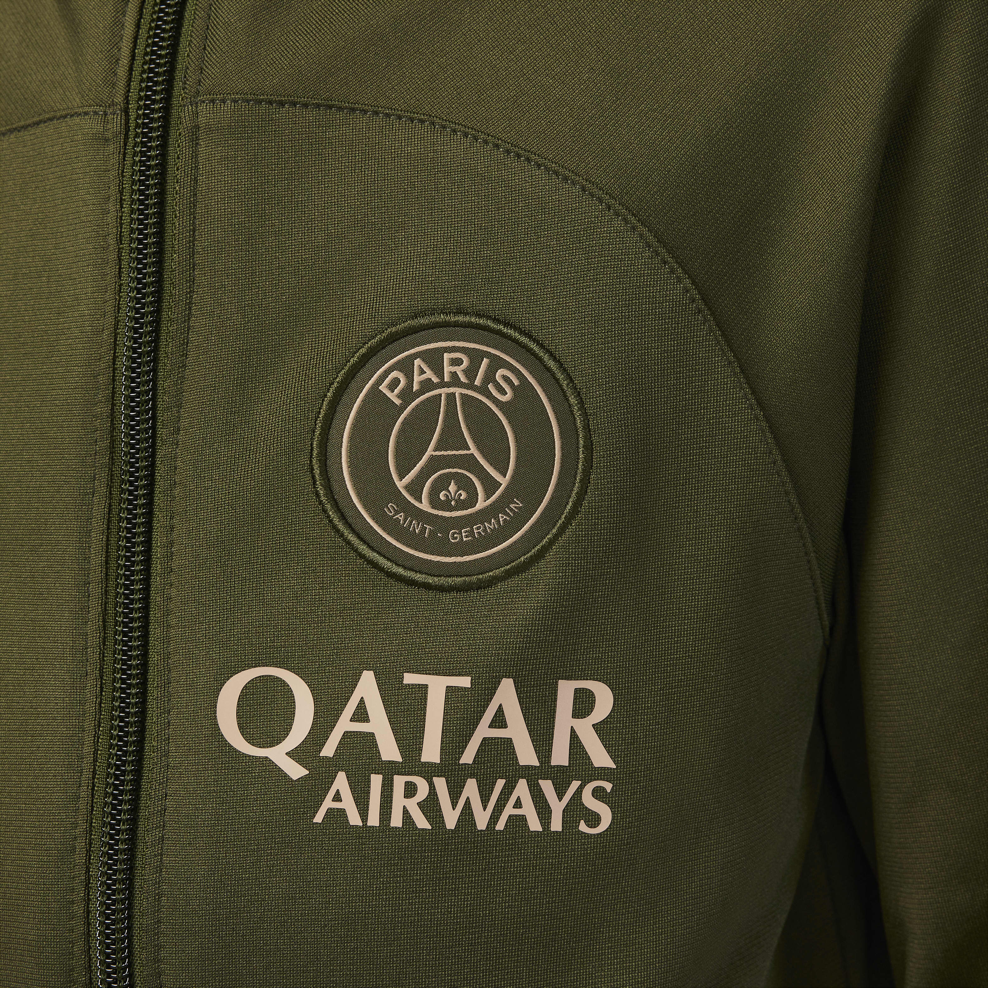 Paris Saint-Germain Strike Fourth image number 4