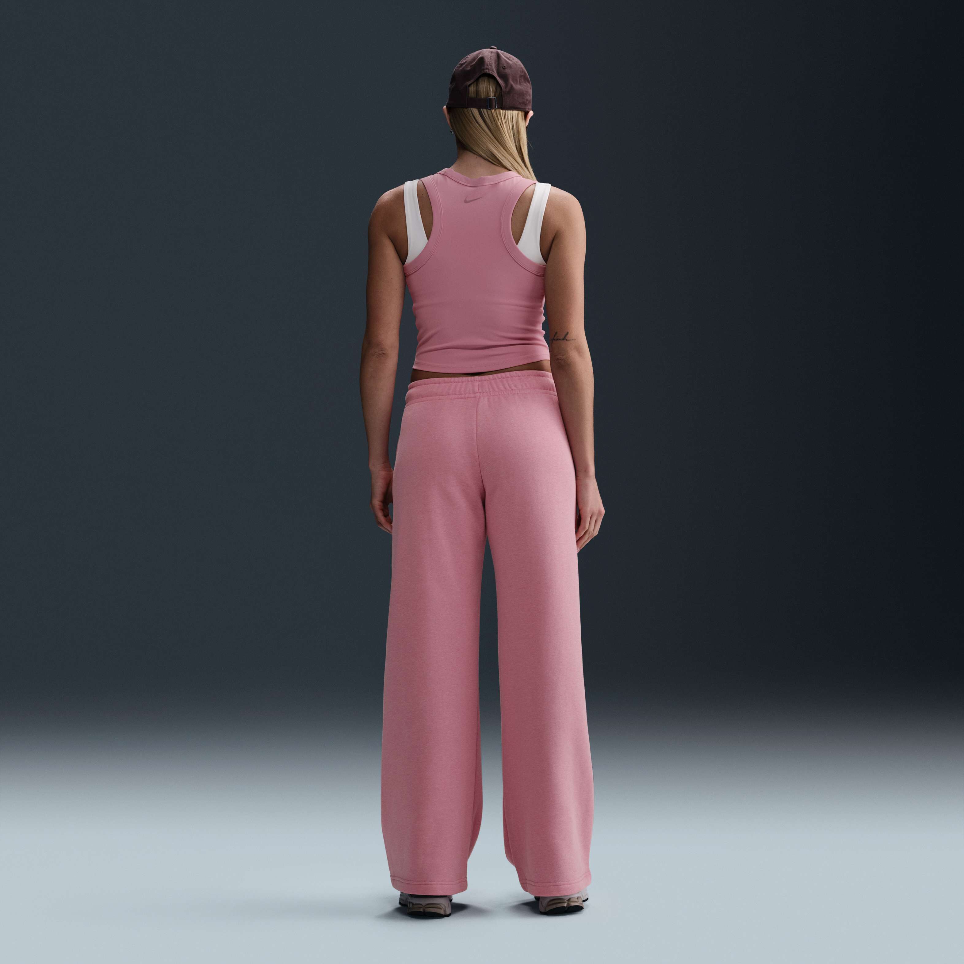 نايكي سبورتسوير كلوب فليس image number 3