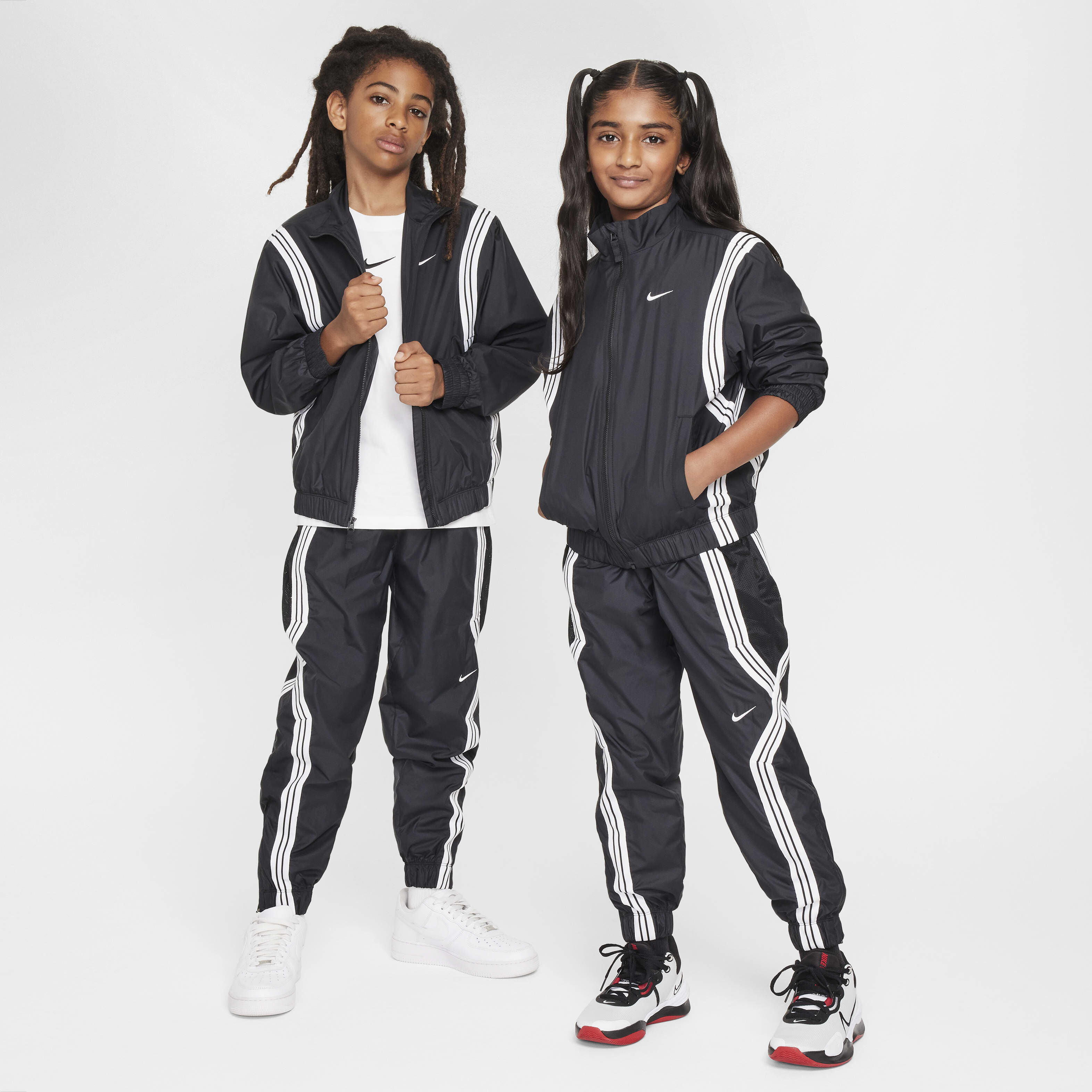 Buy Nike Crossover Older Kids' Repel Basketball Jacket - Black/White | Nike  Kuwait Official