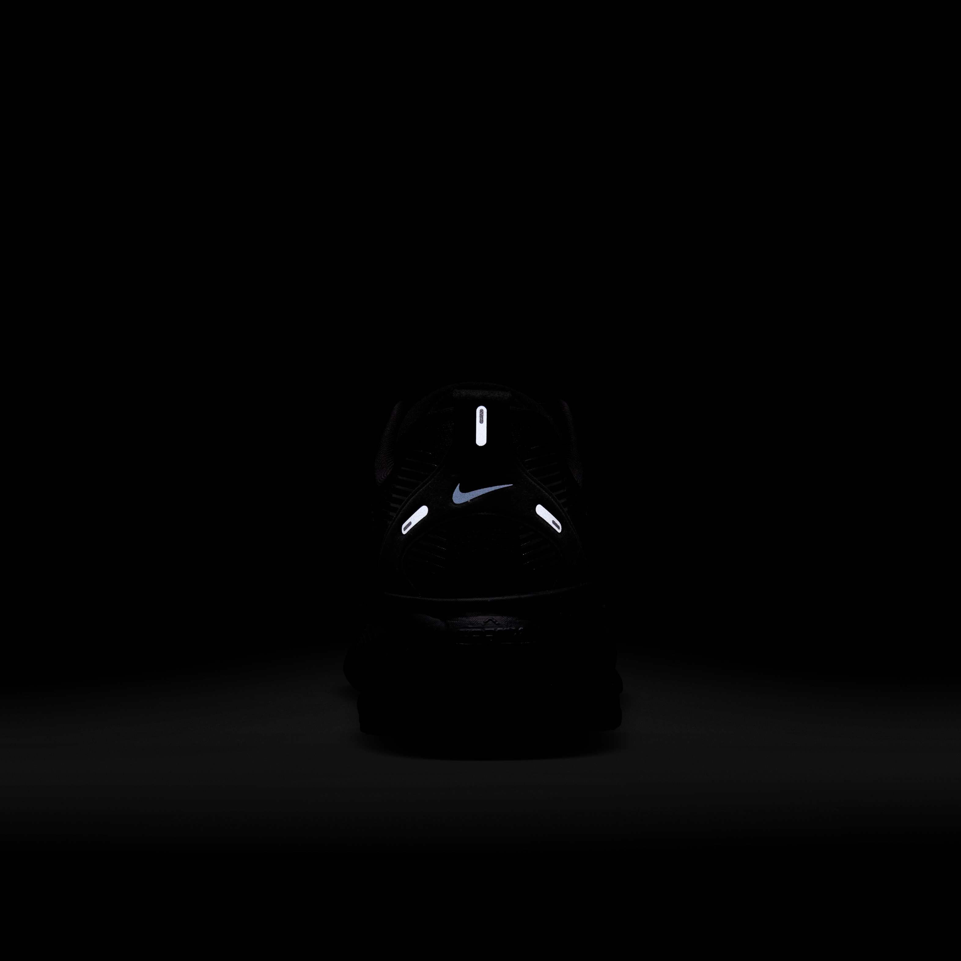 نايكي فوميرو 18 image number 8