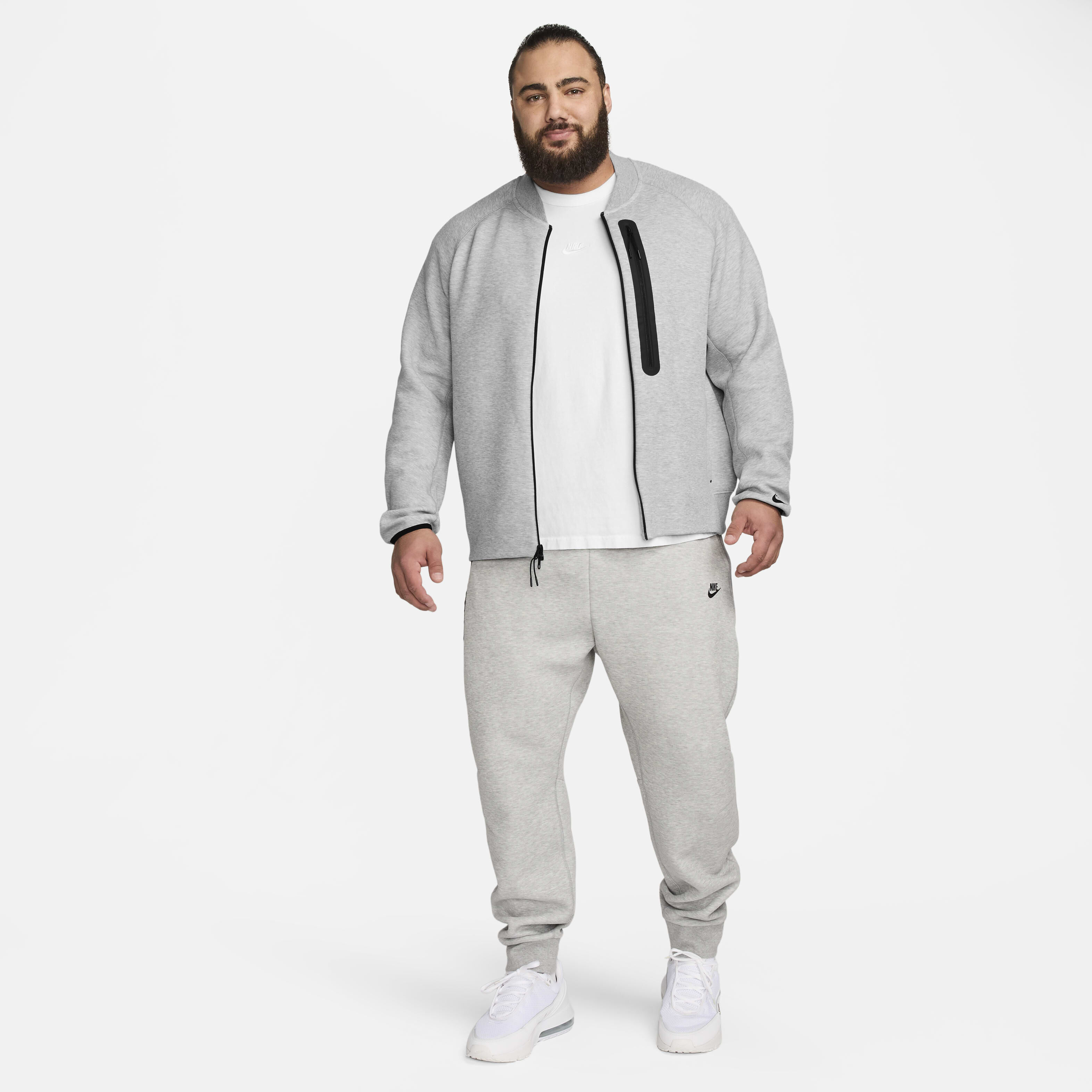 Nike Sportswear Tech Fleece image number 17