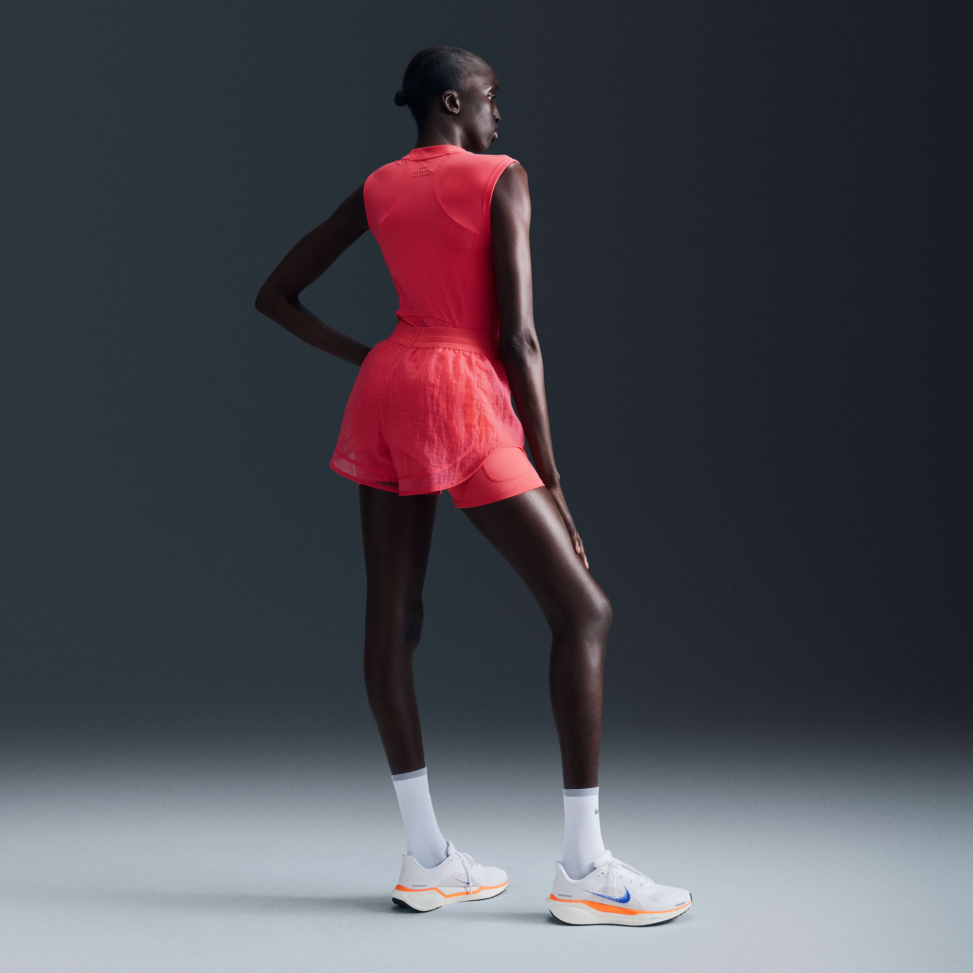 Nike Running Division image number 4