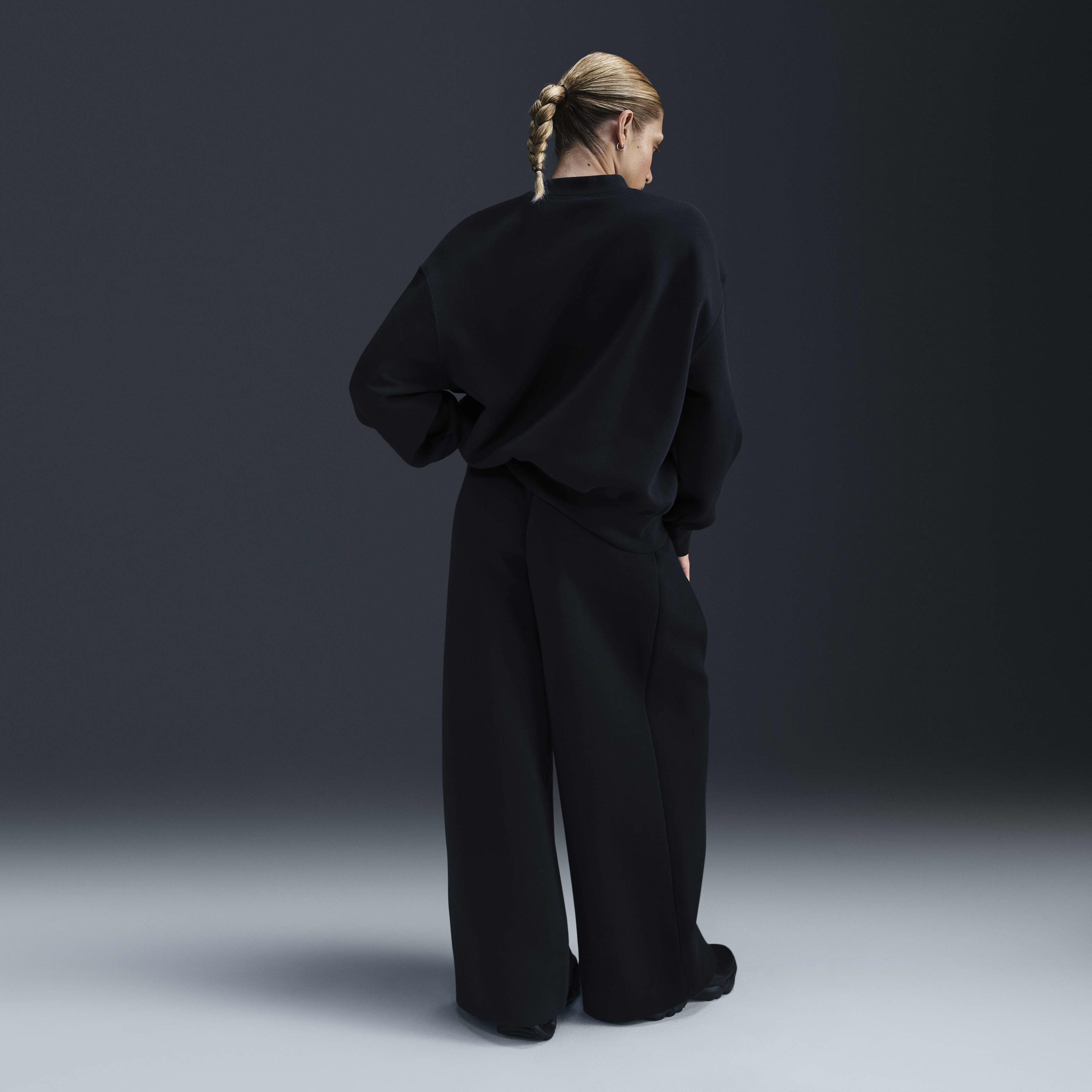 Nike Sportswear Tech Fleece image number 4