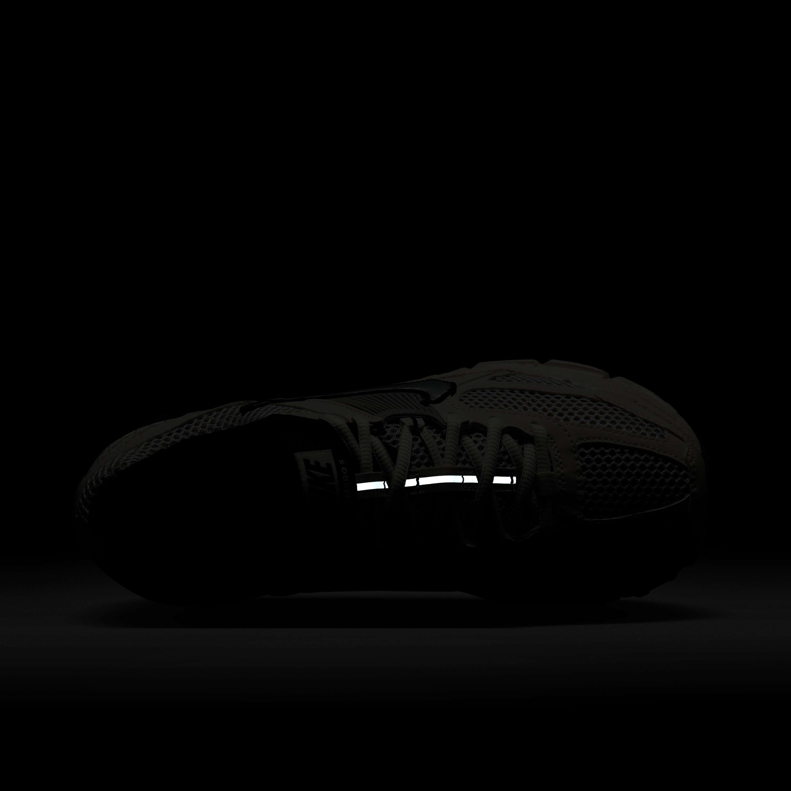 Nike Zoom Vomero 5 image number 9