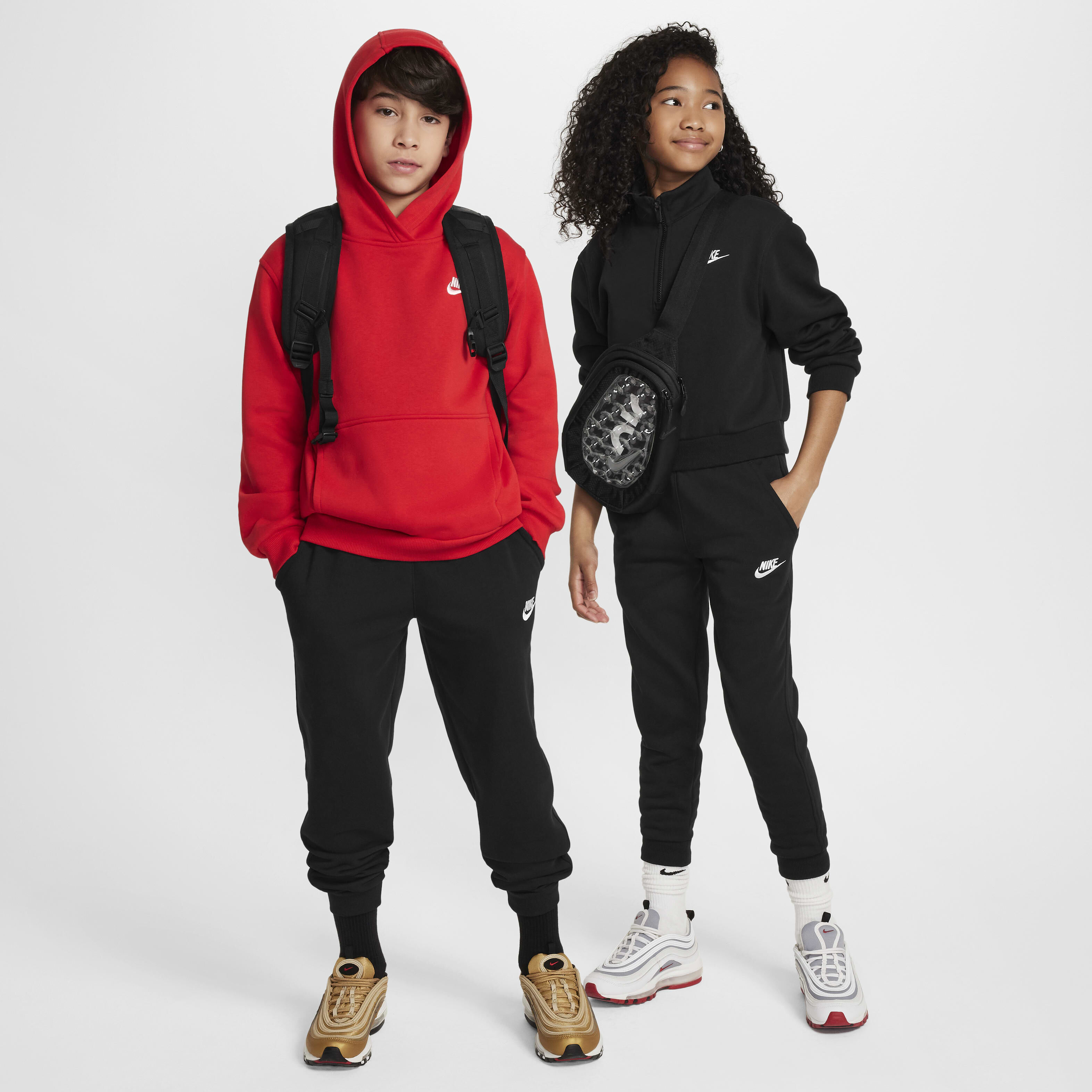 Nike winter fleece joggers deals