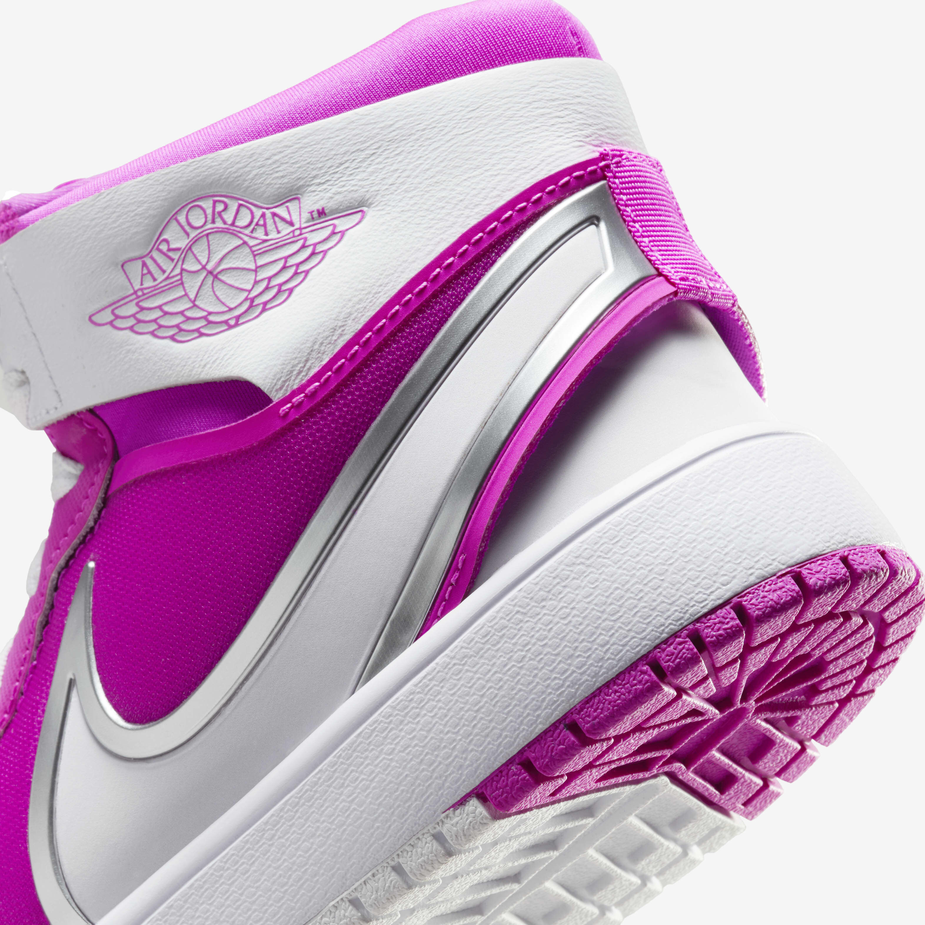 Buy Jordan 1 Mid RM EasyOn Older Kids' Shoes - Fire Pink