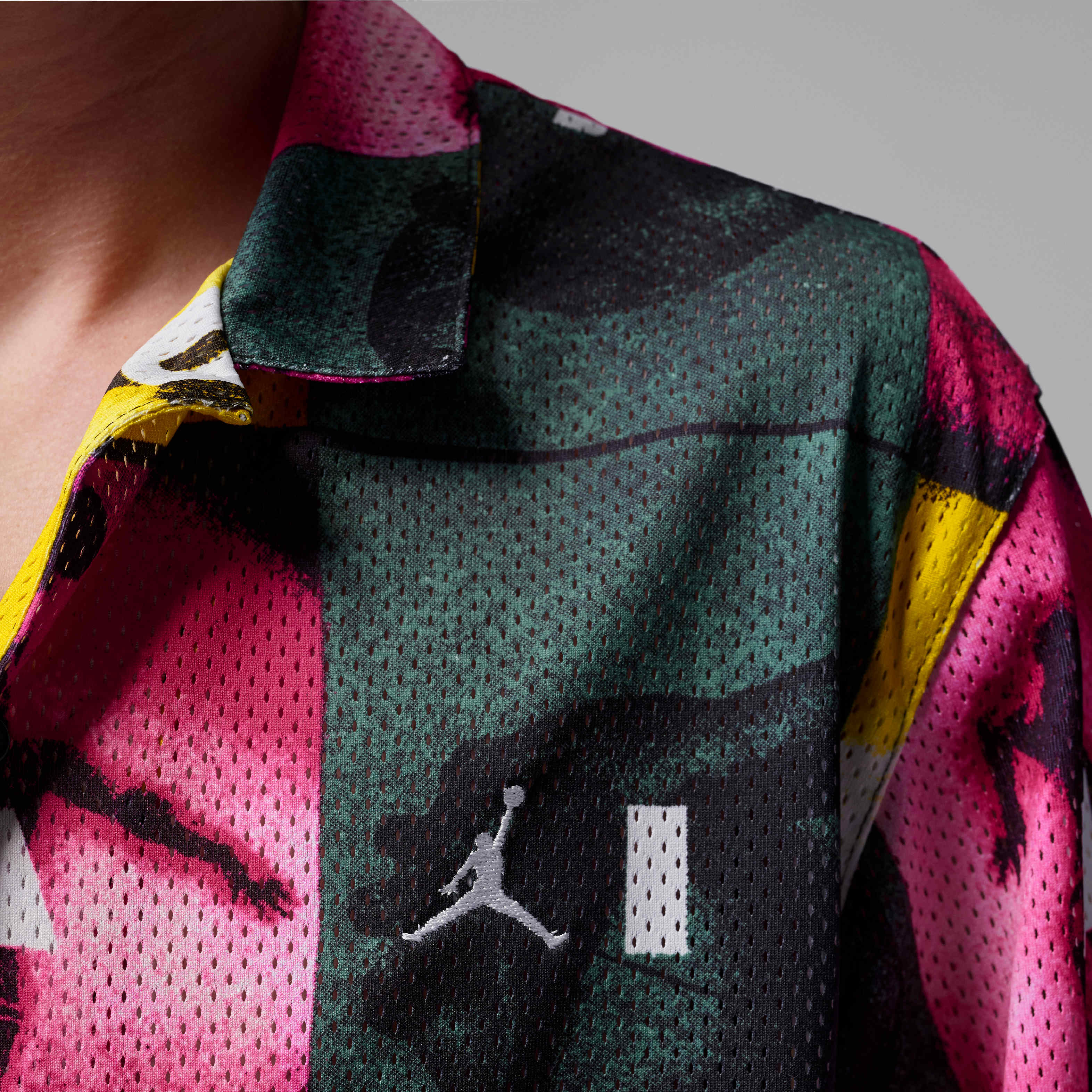 Jordan Brooklyn image number 3
