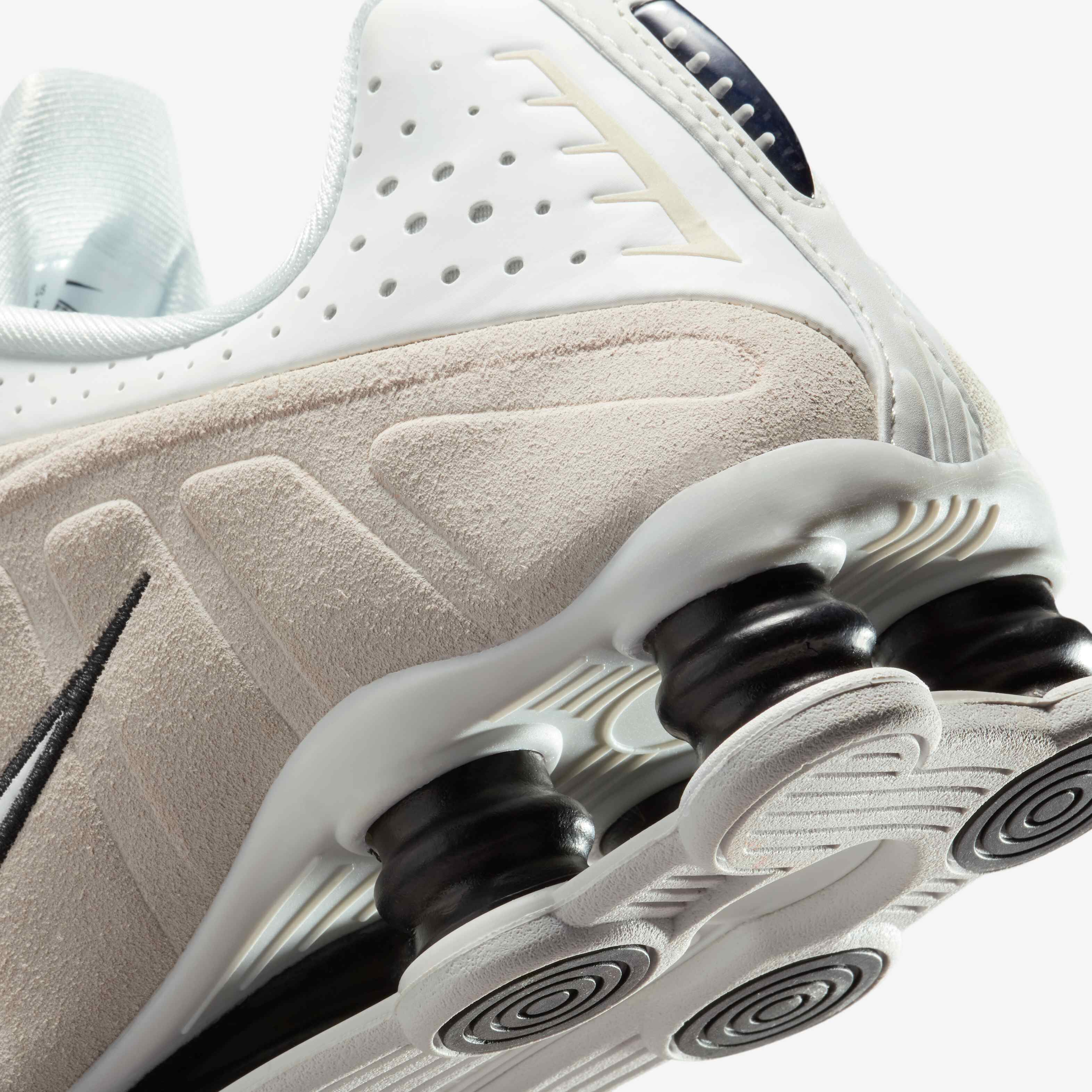 Nike Shox R4 image number 7