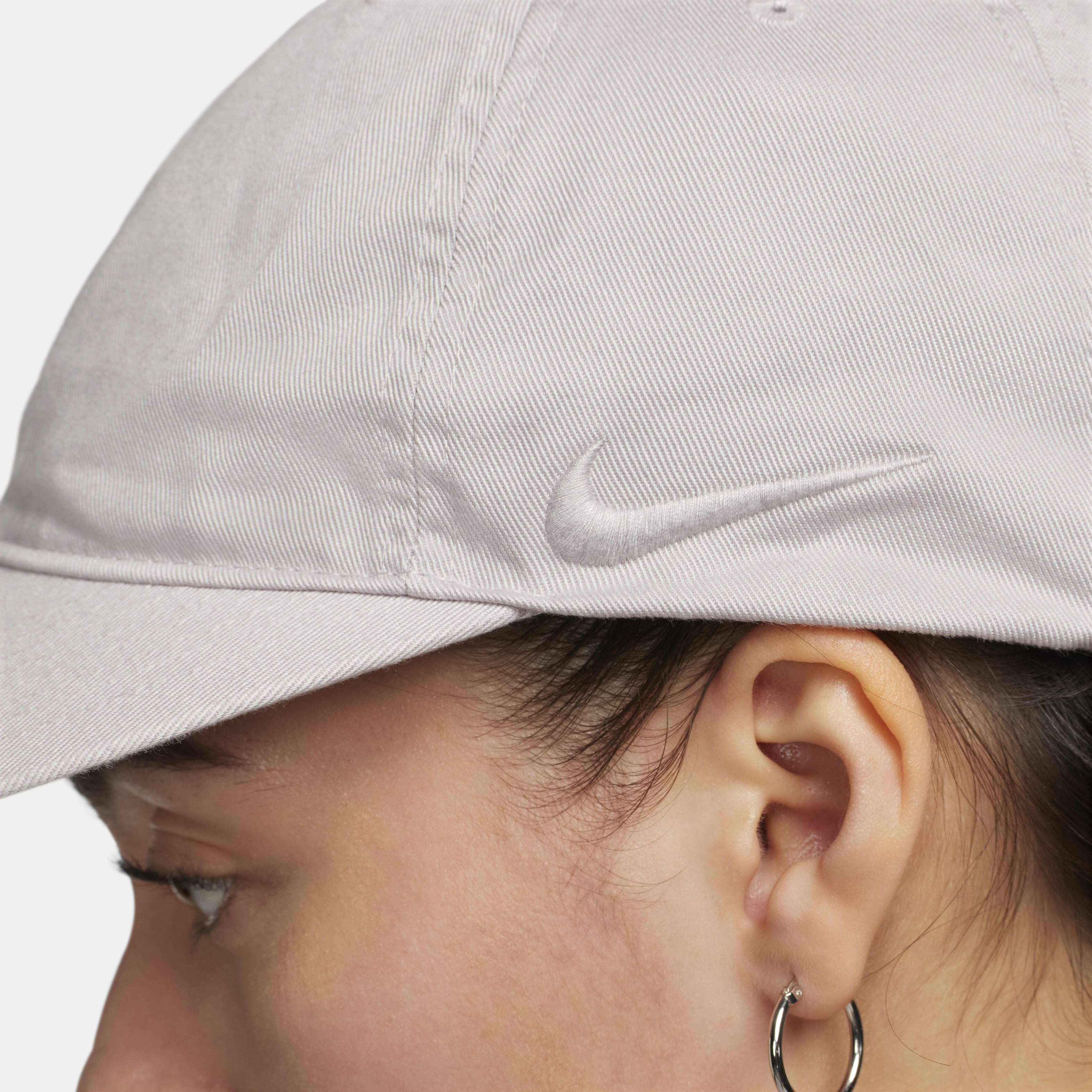 Nike flat peak caps hot sale