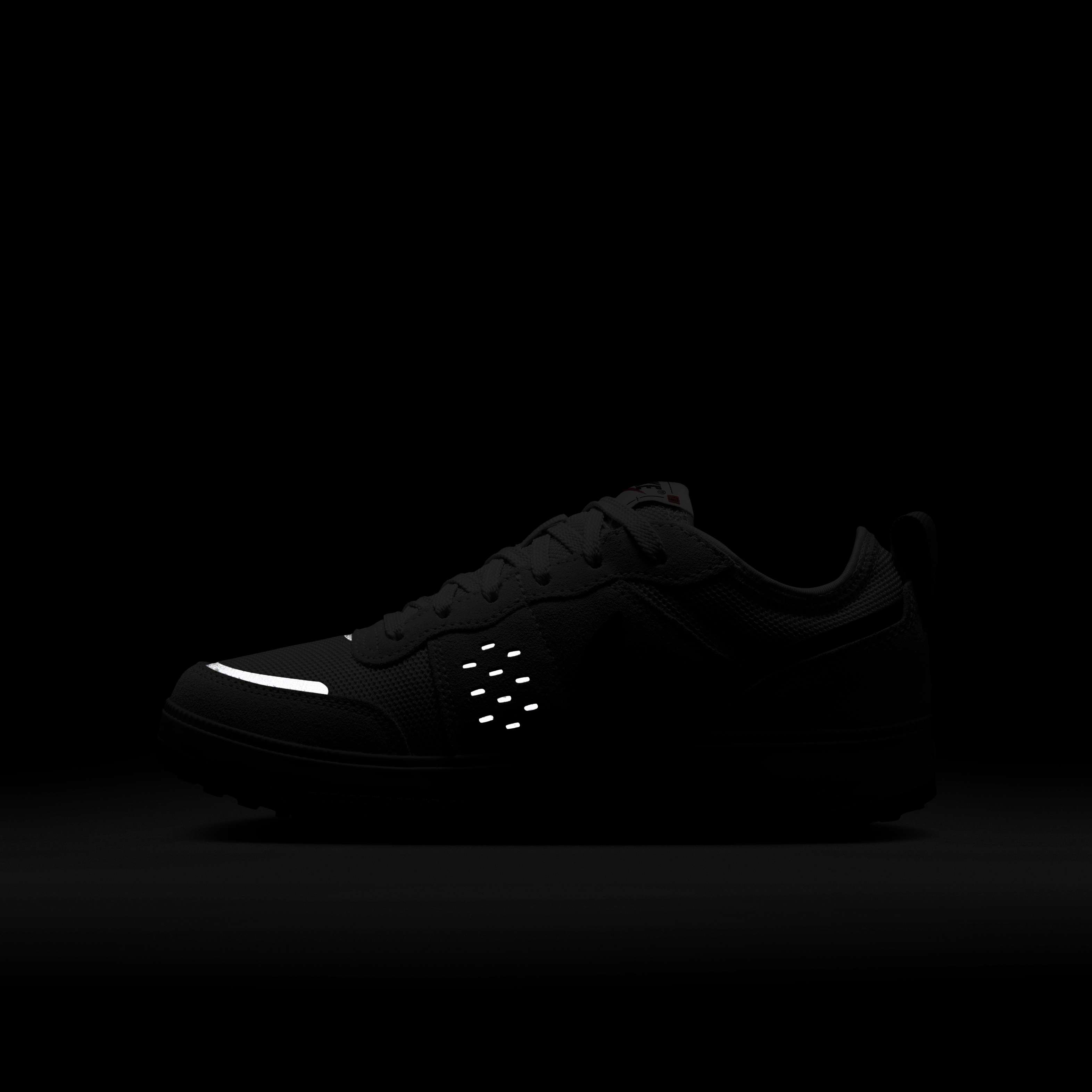 Nike C1TY 'Phone Booth' image number 10