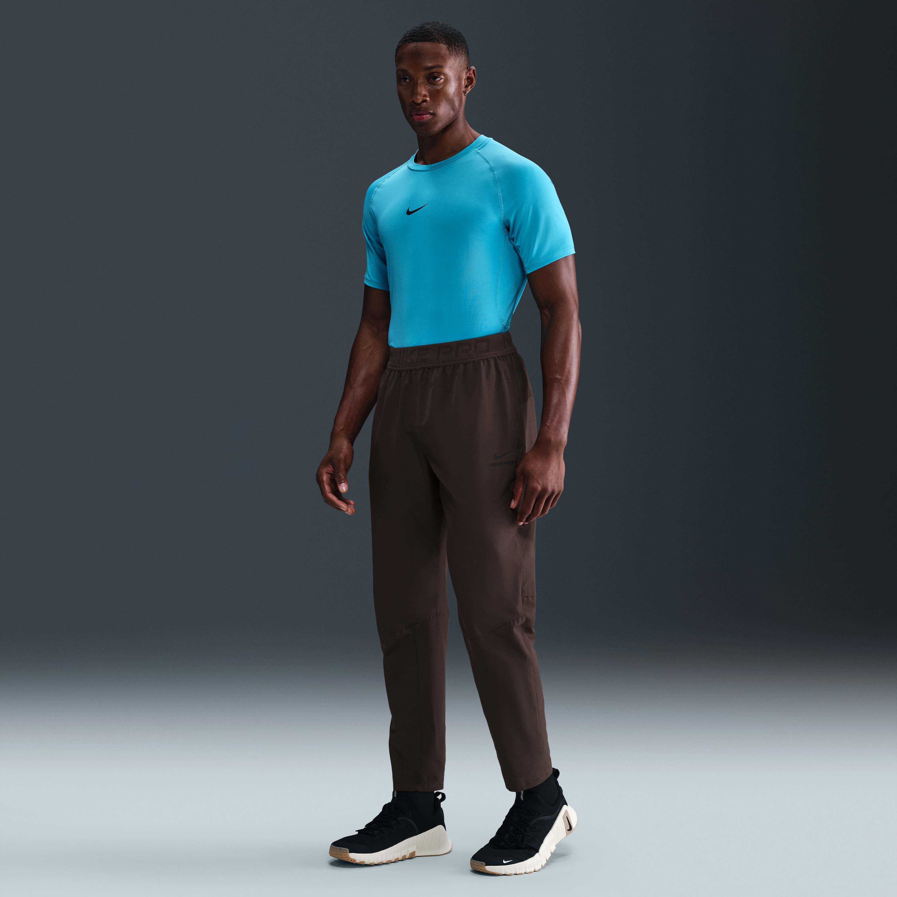 Nike Pro Training image number 0