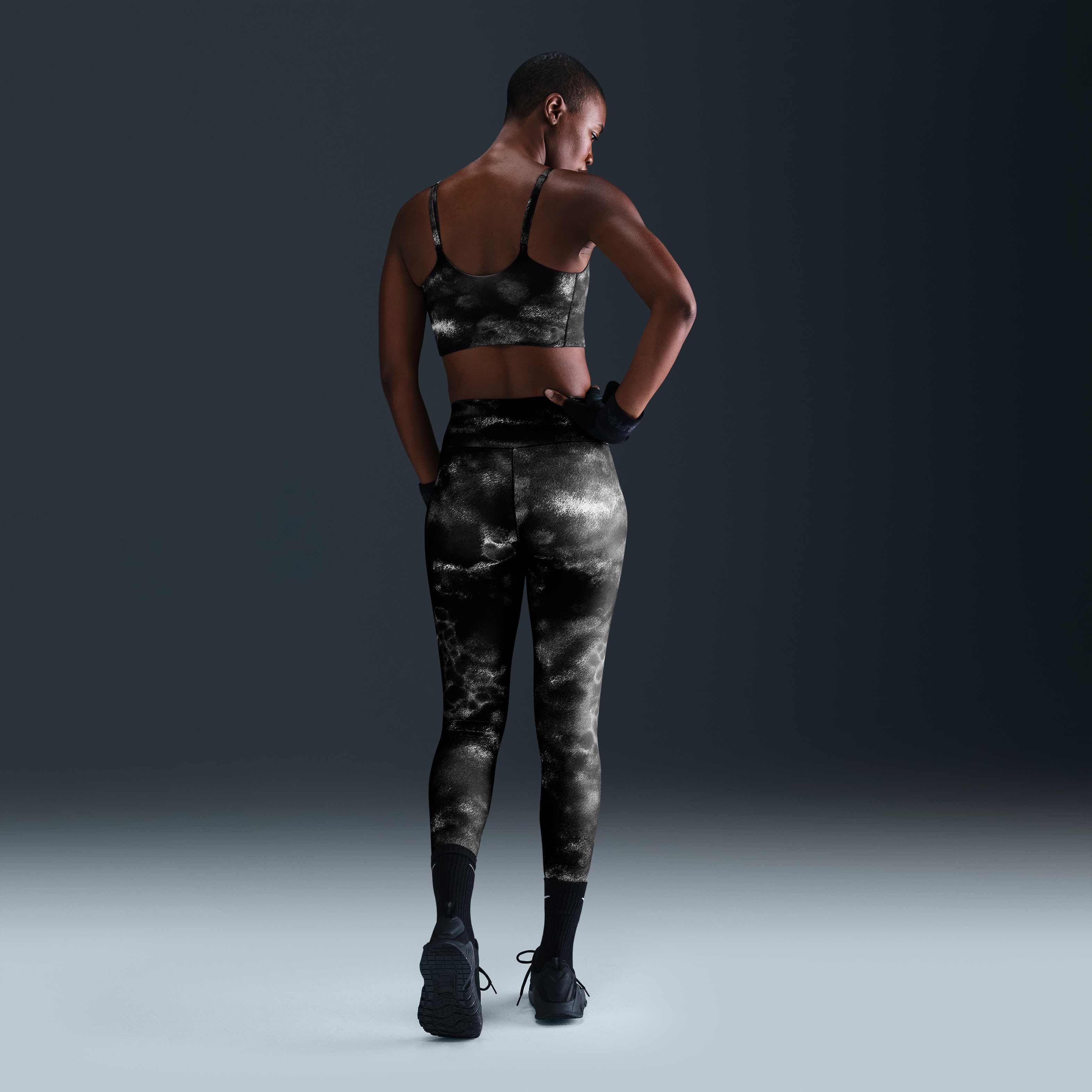 Nike One Convertible image number 4