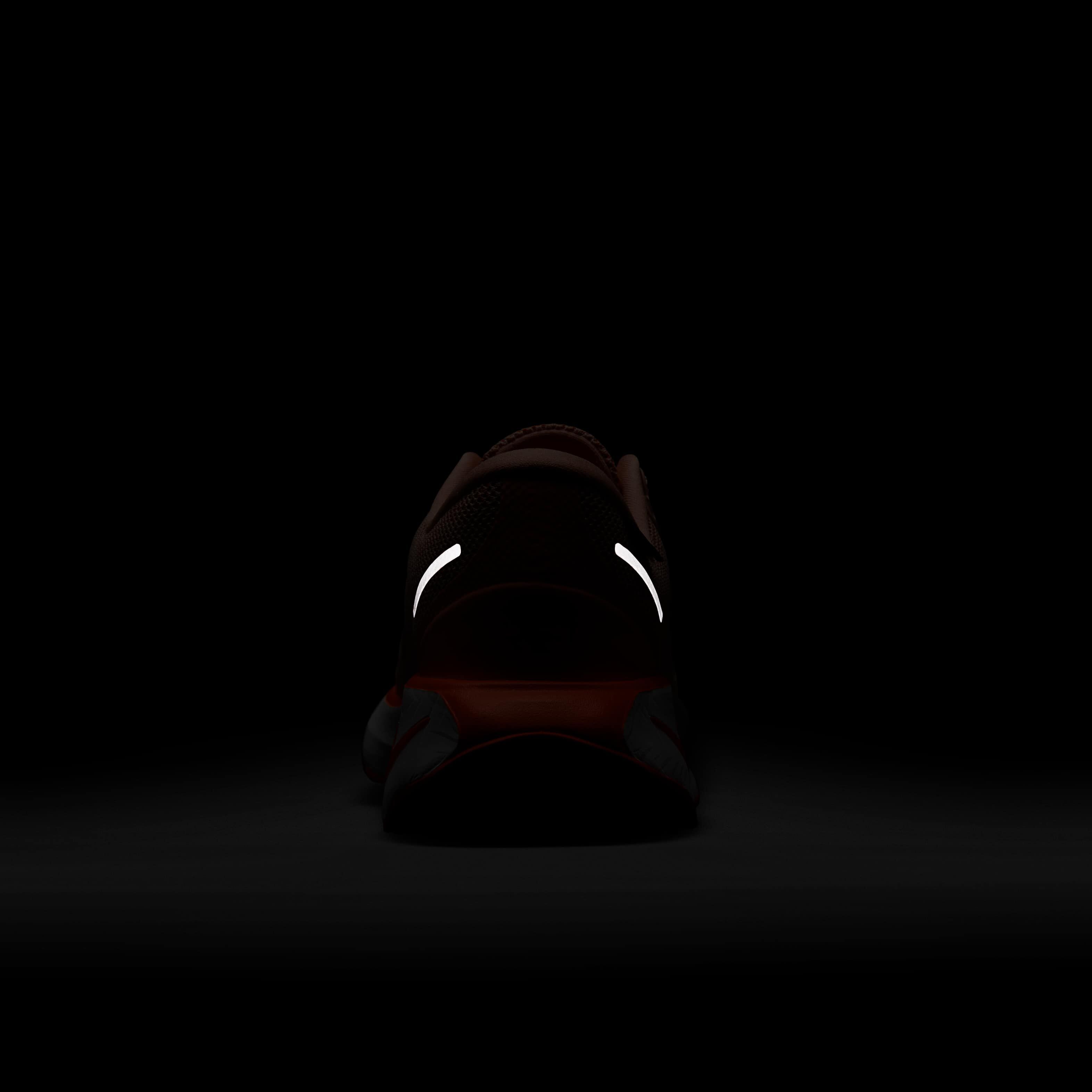 نايكي موتيفا جور-تكس image number 9