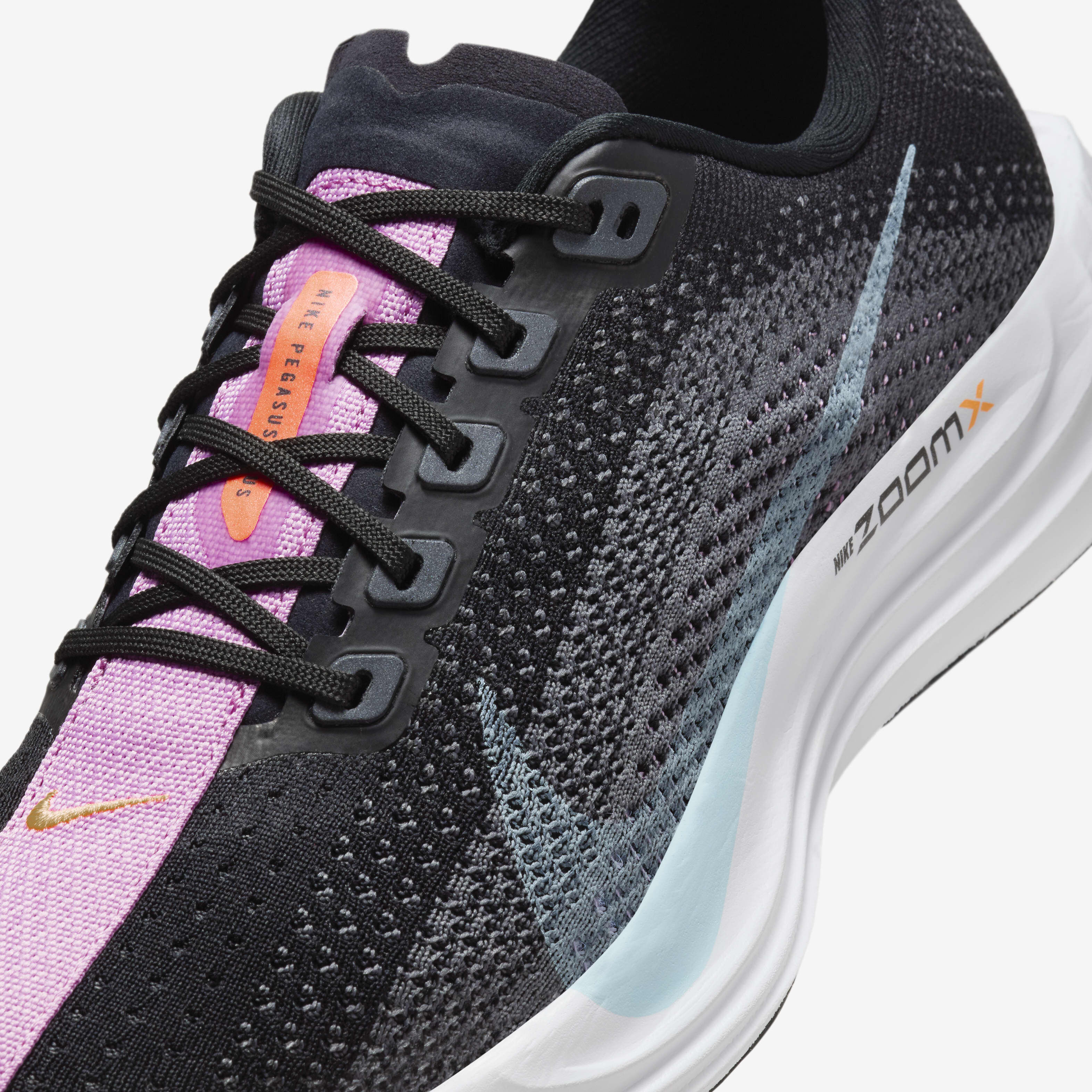 Nike Pegasus Plus image number 6