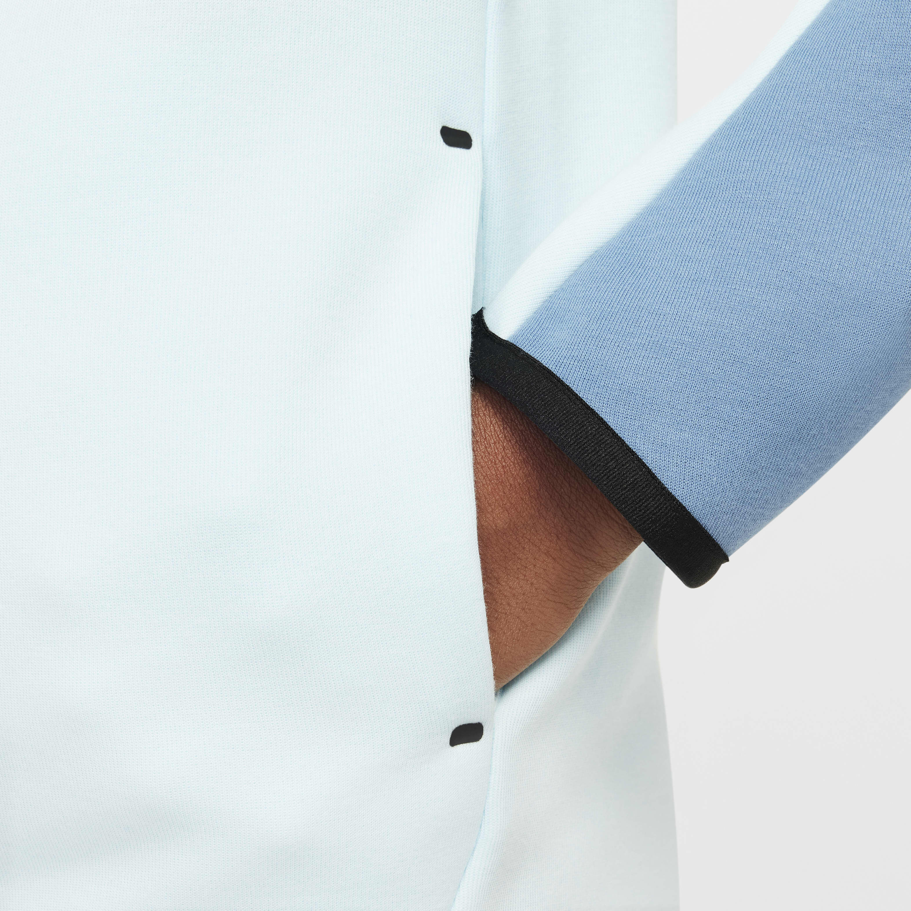 نايكي سبورتسوير تك فليس image number 4