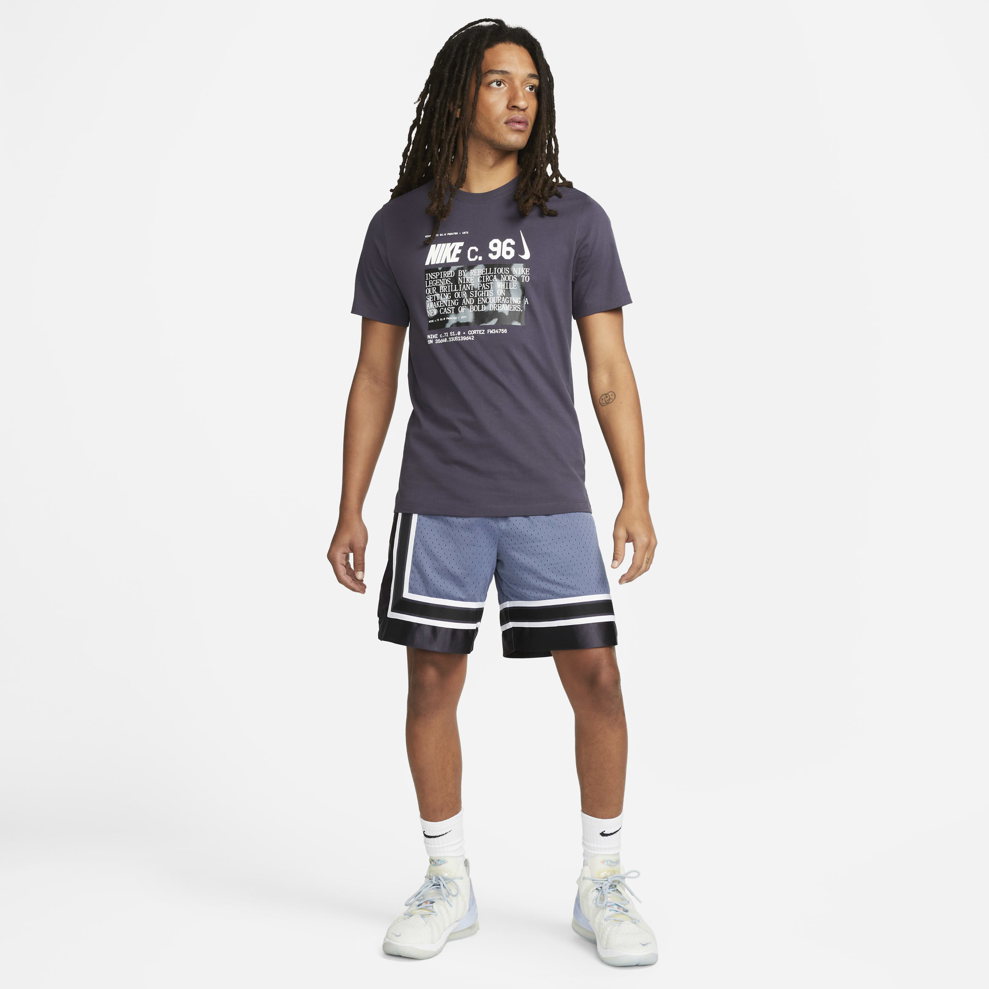 نايكي سيركا image number 6